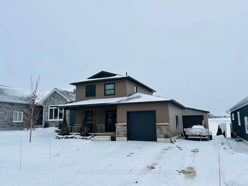 Front of 660 Gloria Street