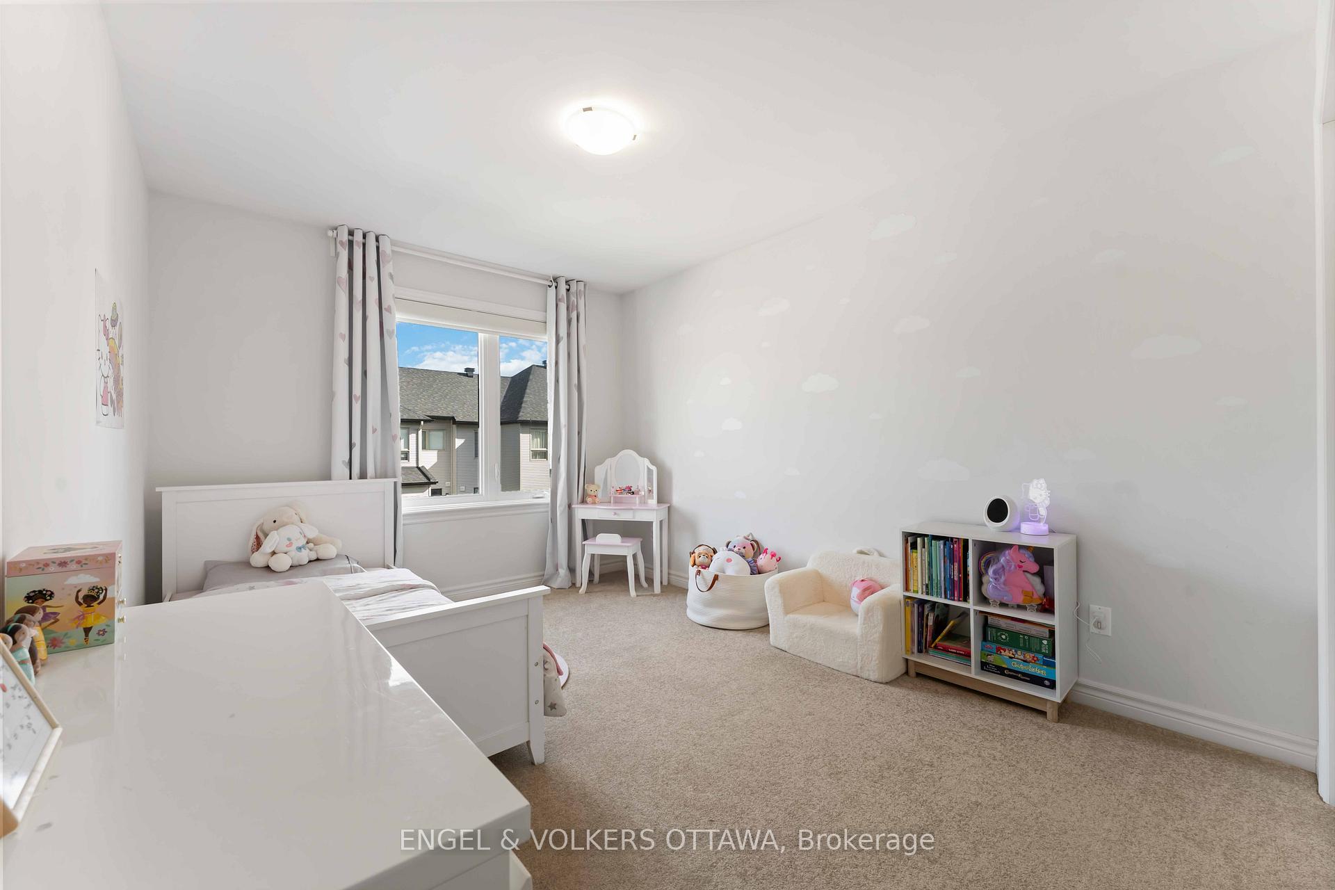 Photo 33 of 781 Cairn Crescent, Ottawa, Mer Bleue/Bradley Estates/Anderson Park — HOMEH