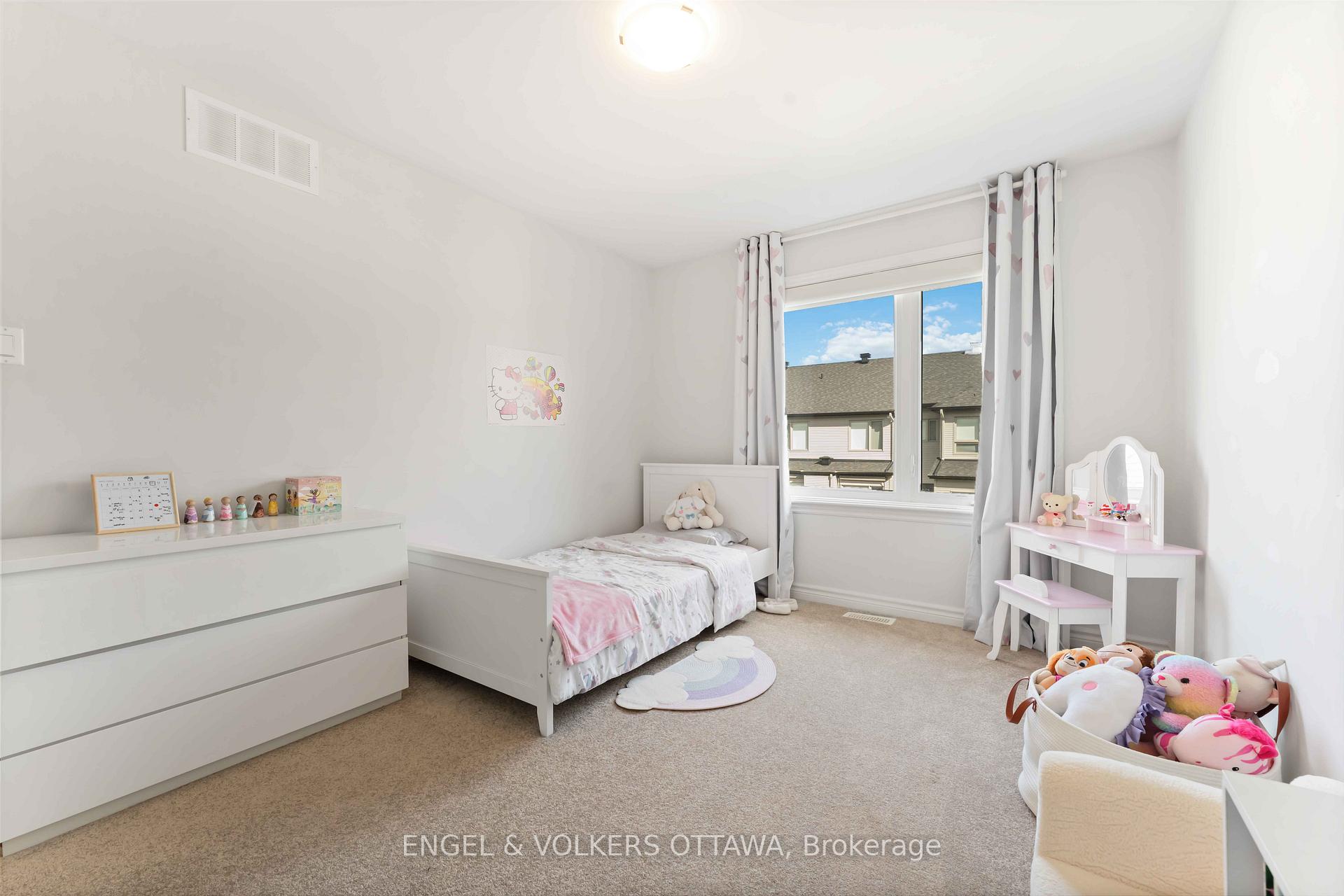 Photo 34 of 781 Cairn Crescent, Ottawa, Mer Bleue/Bradley Estates/Anderson Park — HOMEH