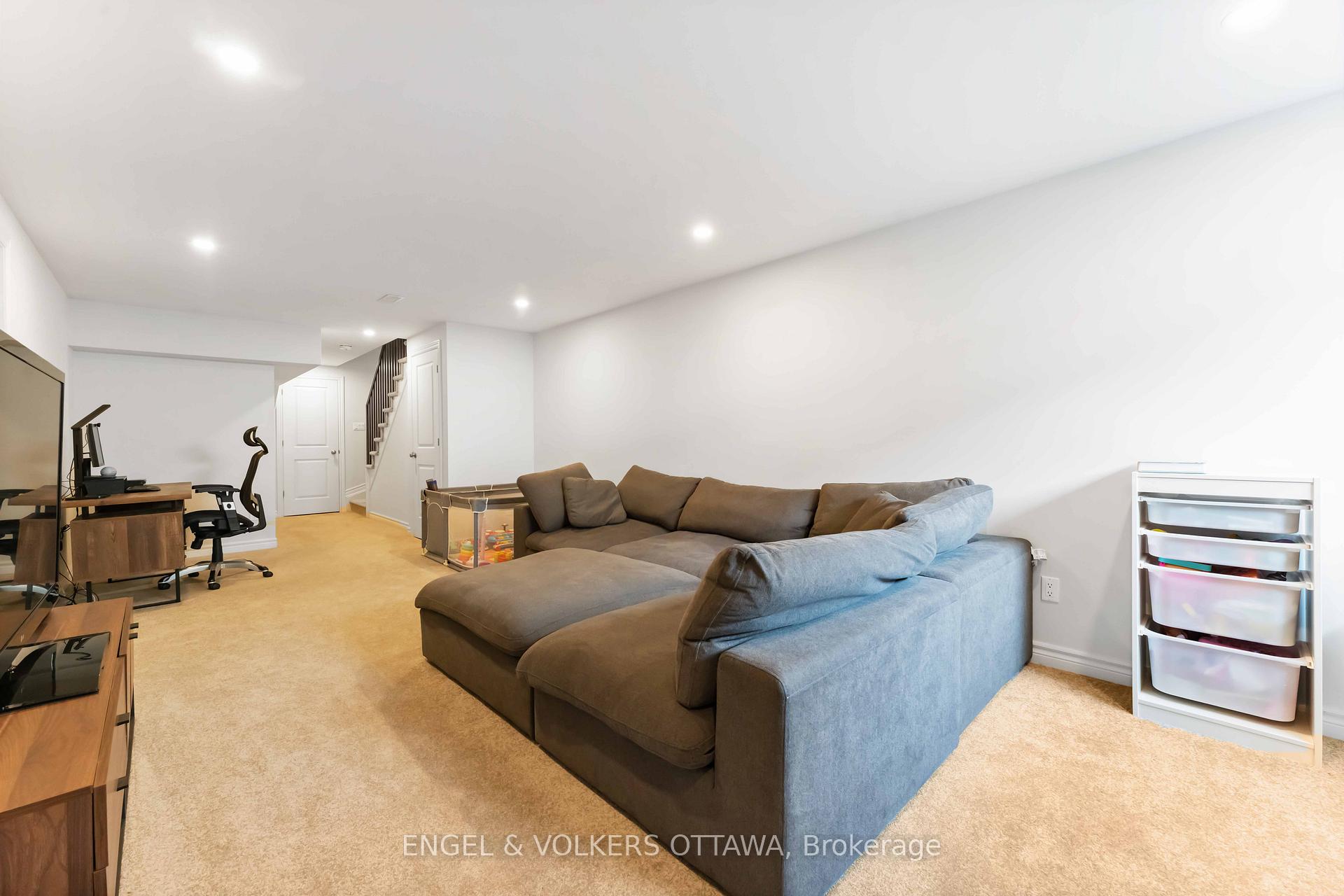 Photo 41 of 781 Cairn Crescent, Ottawa, Mer Bleue/Bradley Estates/Anderson Park — HOMEH