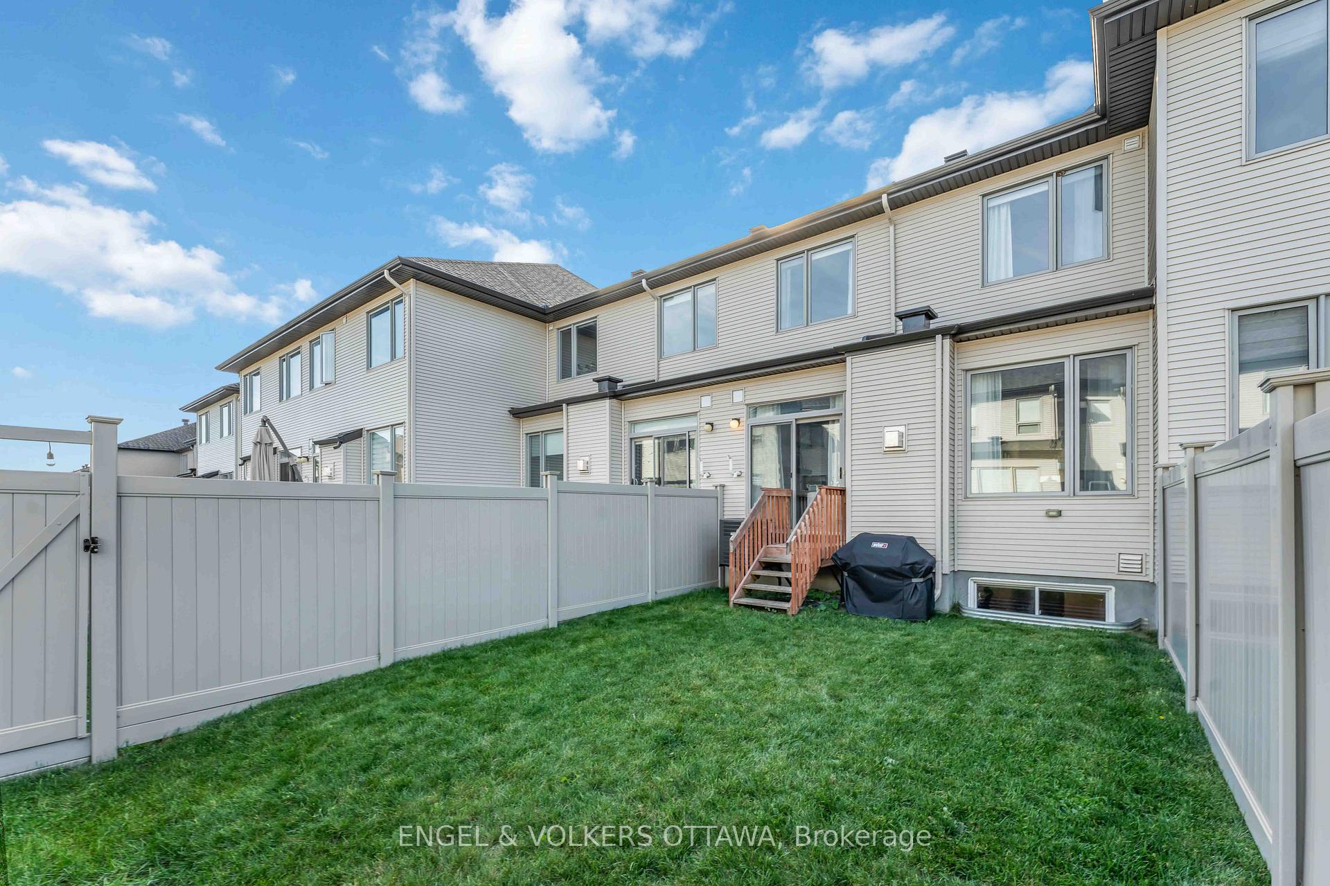 Photo 45 of 781 Cairn Crescent, Ottawa, Mer Bleue/Bradley Estates/Anderson Park — HOMEH