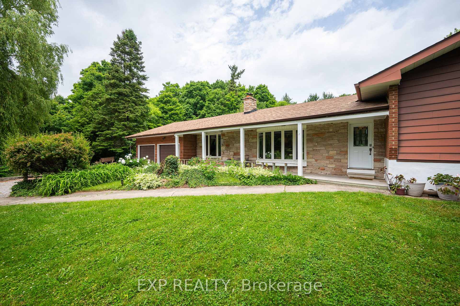 Photo 15 of 7633 Appleby Line, Milton, Rural Milton West — HOMEH