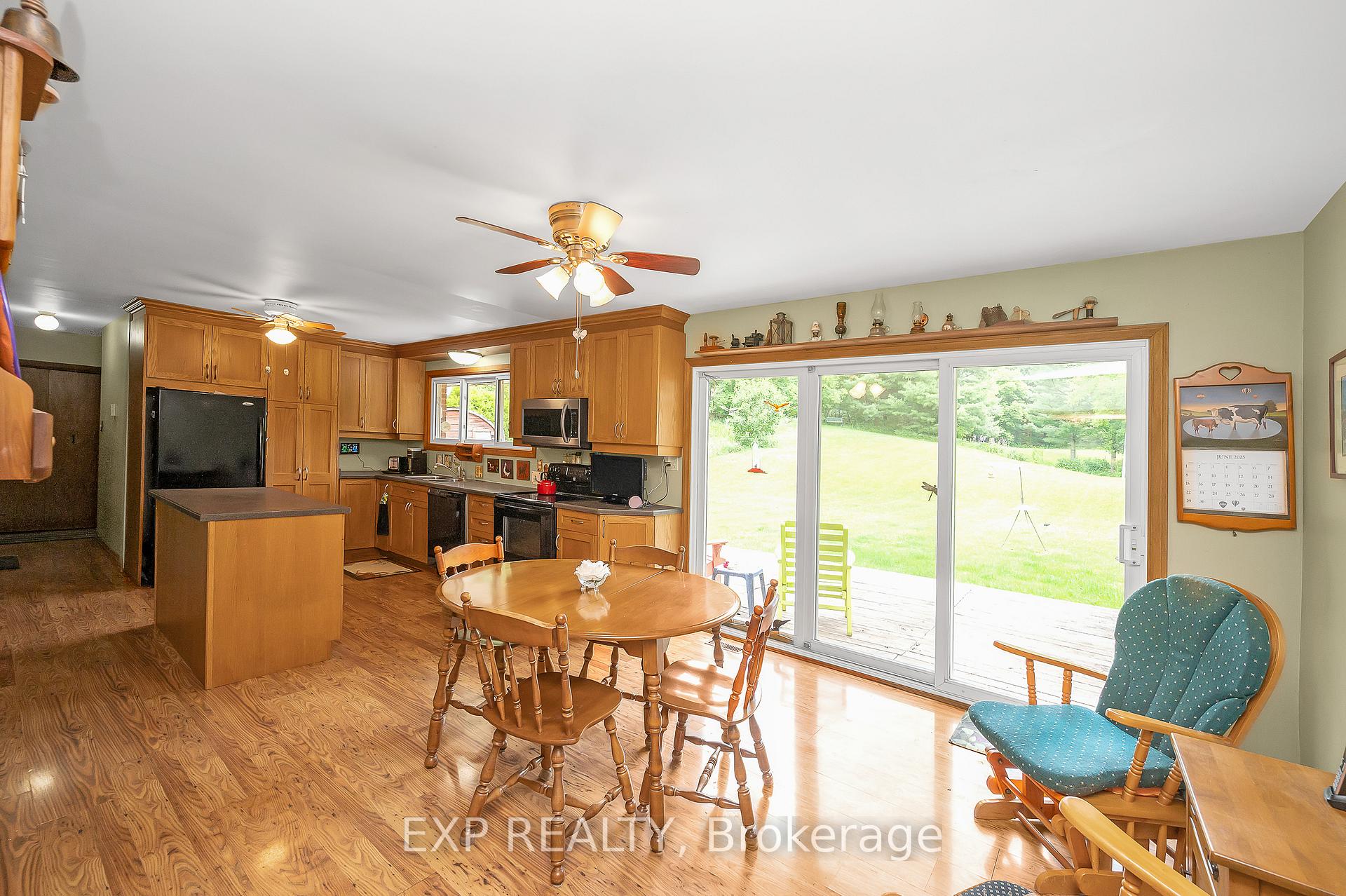 Photo 11 of 7633 Appleby Line, Milton, Rural Milton West — HOMEH