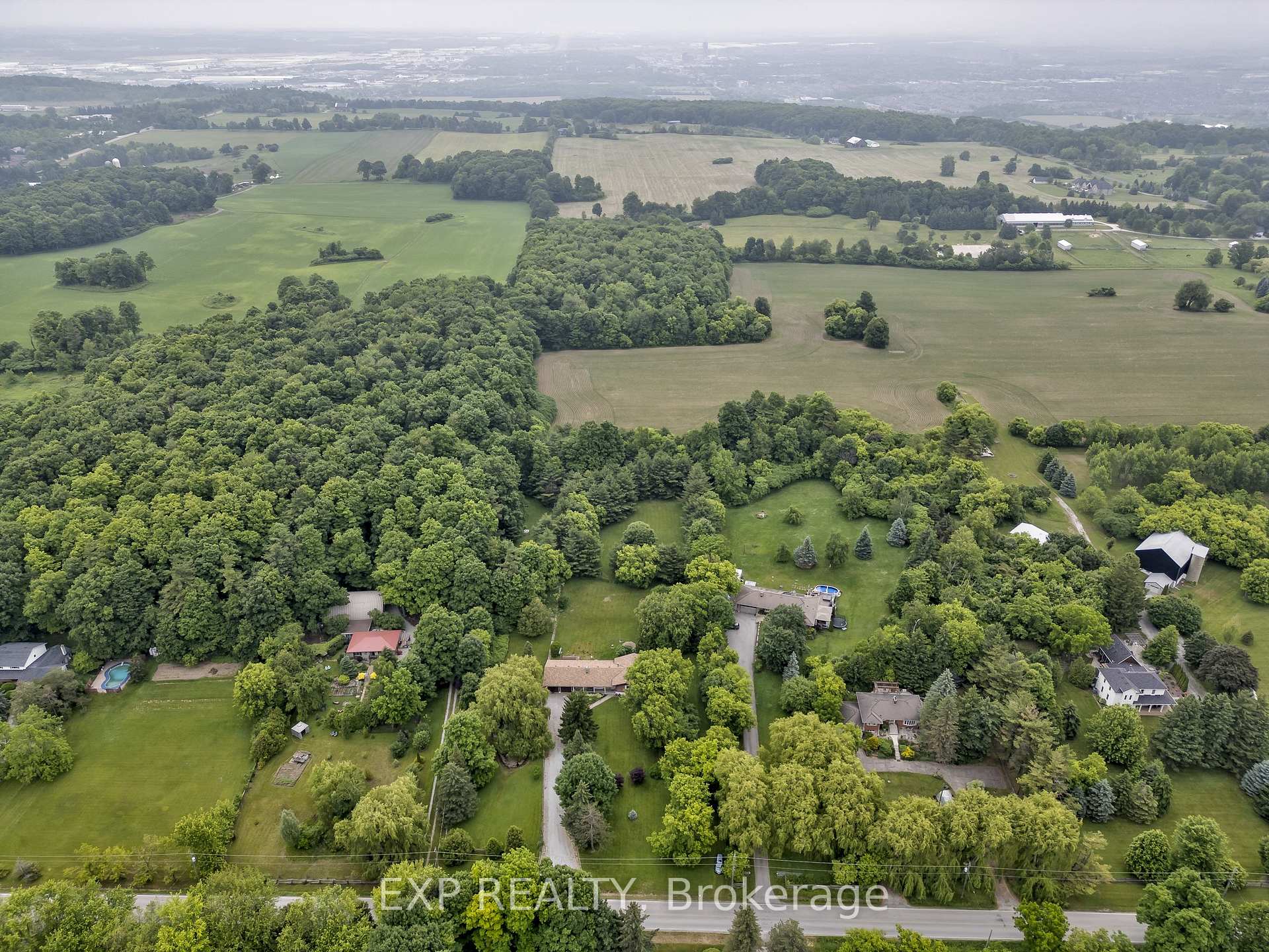 Photo 43 of 7633 Appleby Line, Milton, Rural Milton West — HOMEH