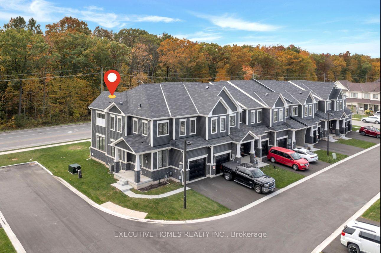 Photo 2 of Unit 8, 8273 Tulip Tree Drive, Niagara Falls, Brown — HOMEH