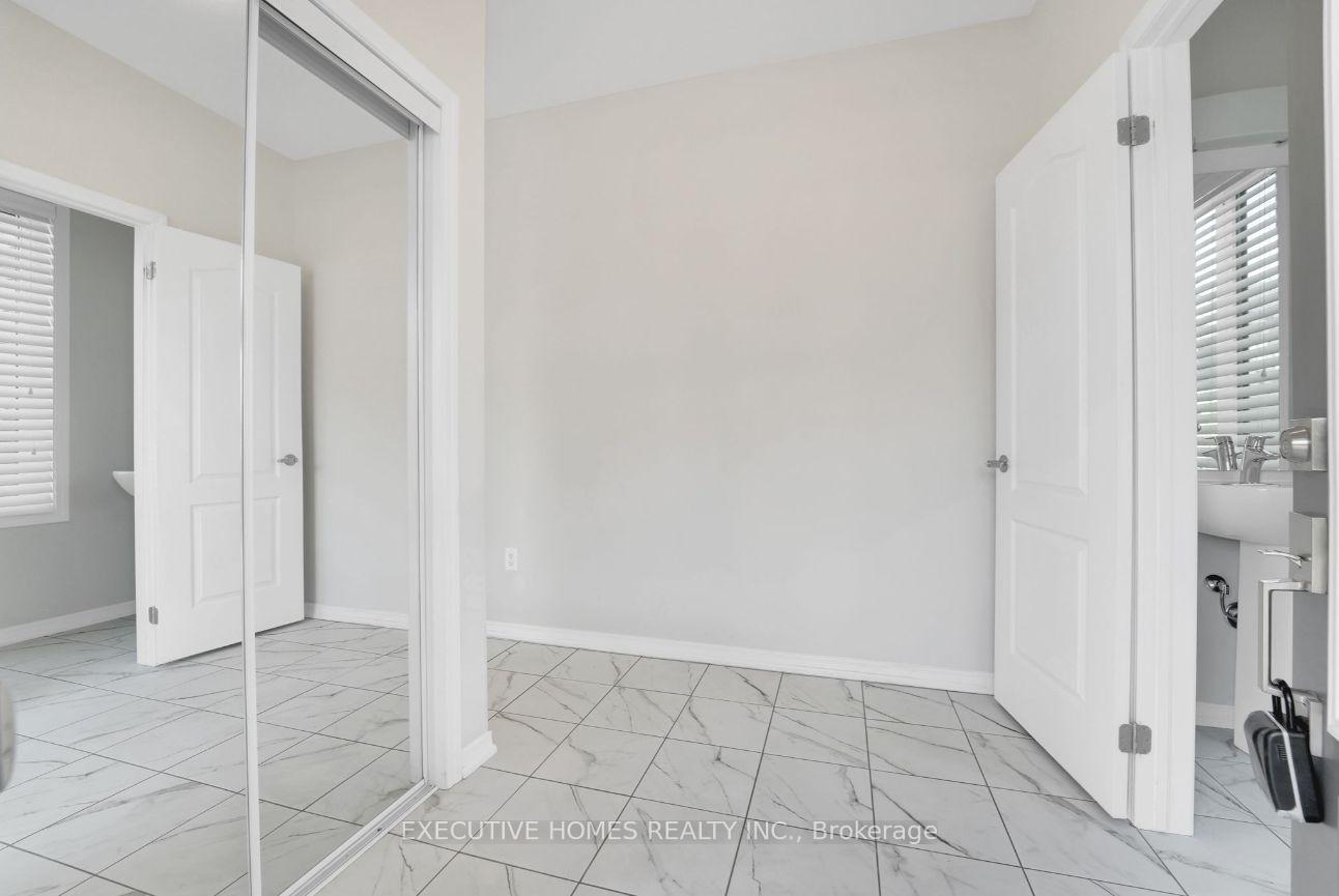 Photo 9 of Unit 8, 8273 Tulip Tree Drive, Niagara Falls, Brown — HOMEH