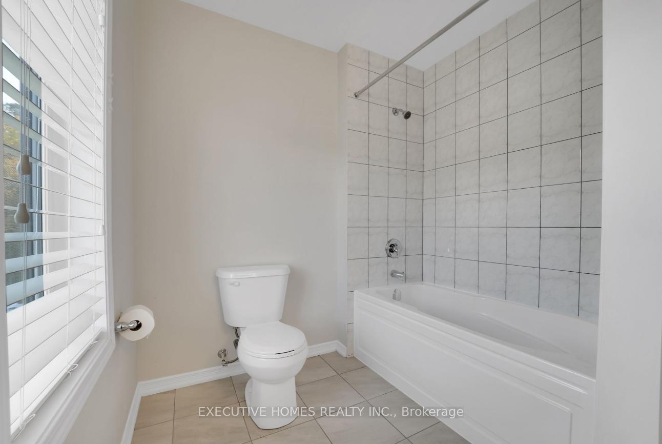 Photo 39 of Unit 8, 8273 Tulip Tree Drive, Niagara Falls, Brown — HOMEH