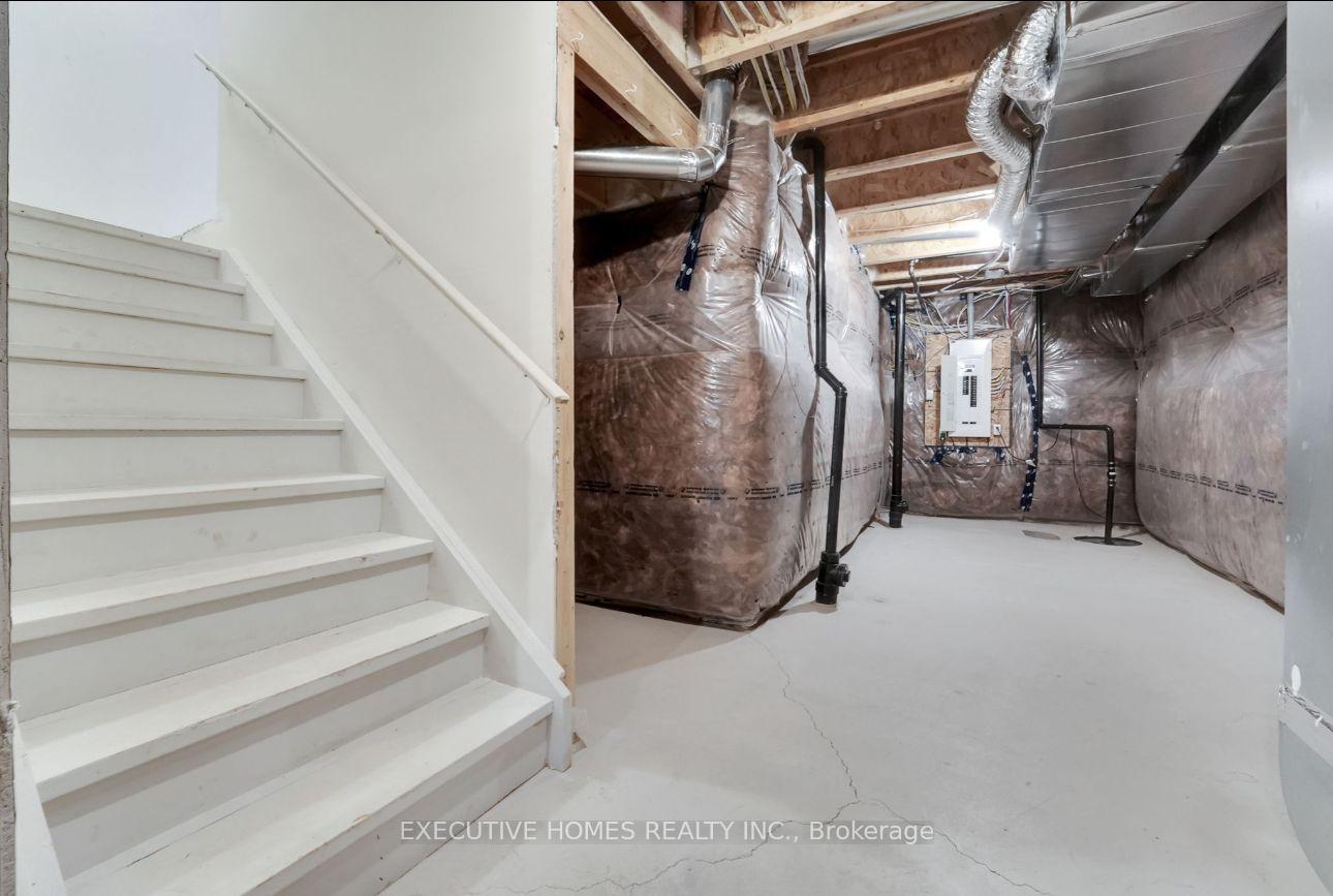 Photo 46 of Unit 8, 8273 Tulip Tree Drive, Niagara Falls, Brown — HOMEH