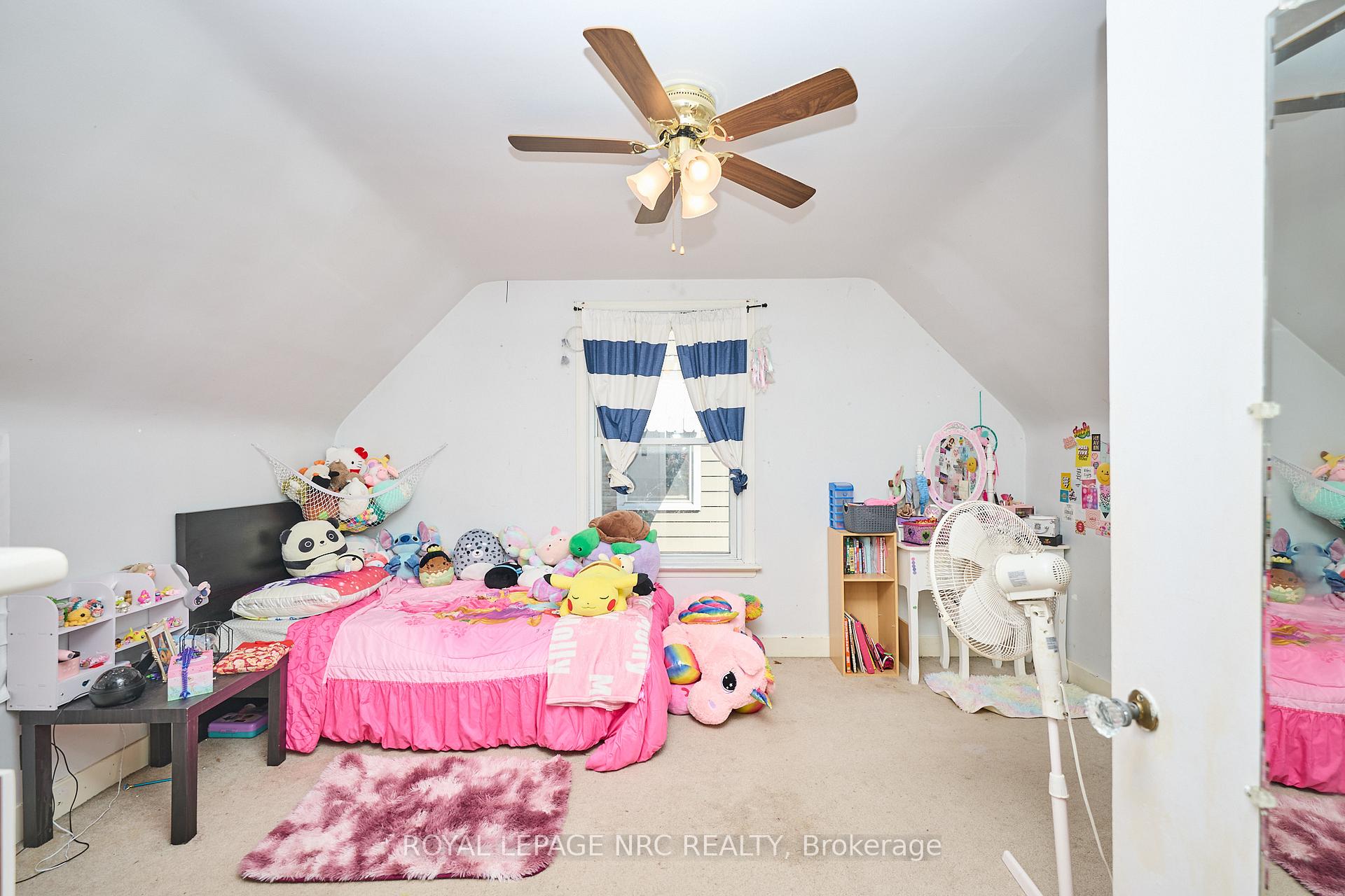 Photo 14 of 7221 Windsor Crescent, Niagara Falls, Hospital — HOMEH