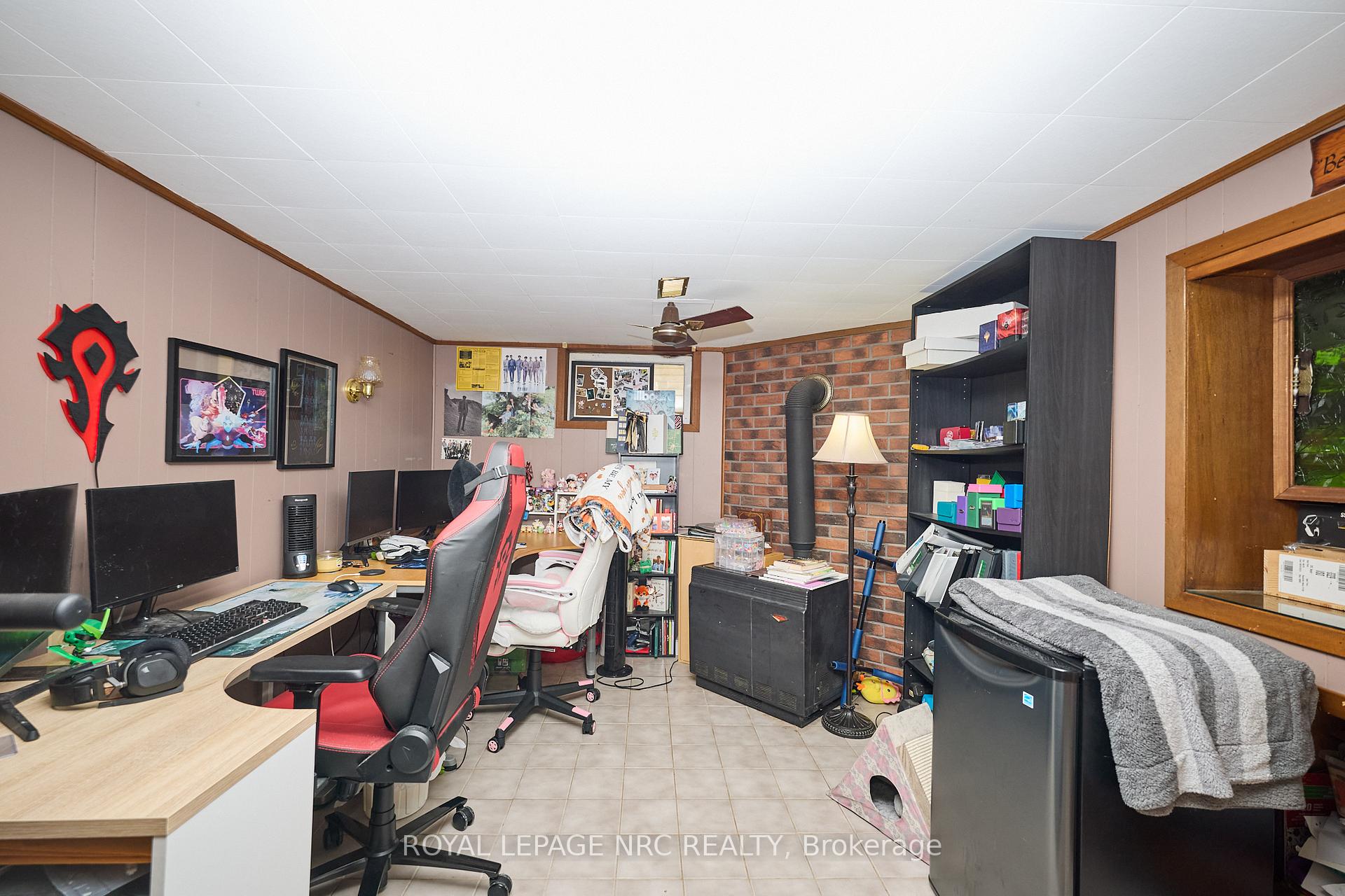 Photo 22 of 7221 Windsor Crescent, Niagara Falls, Hospital — HOMEH