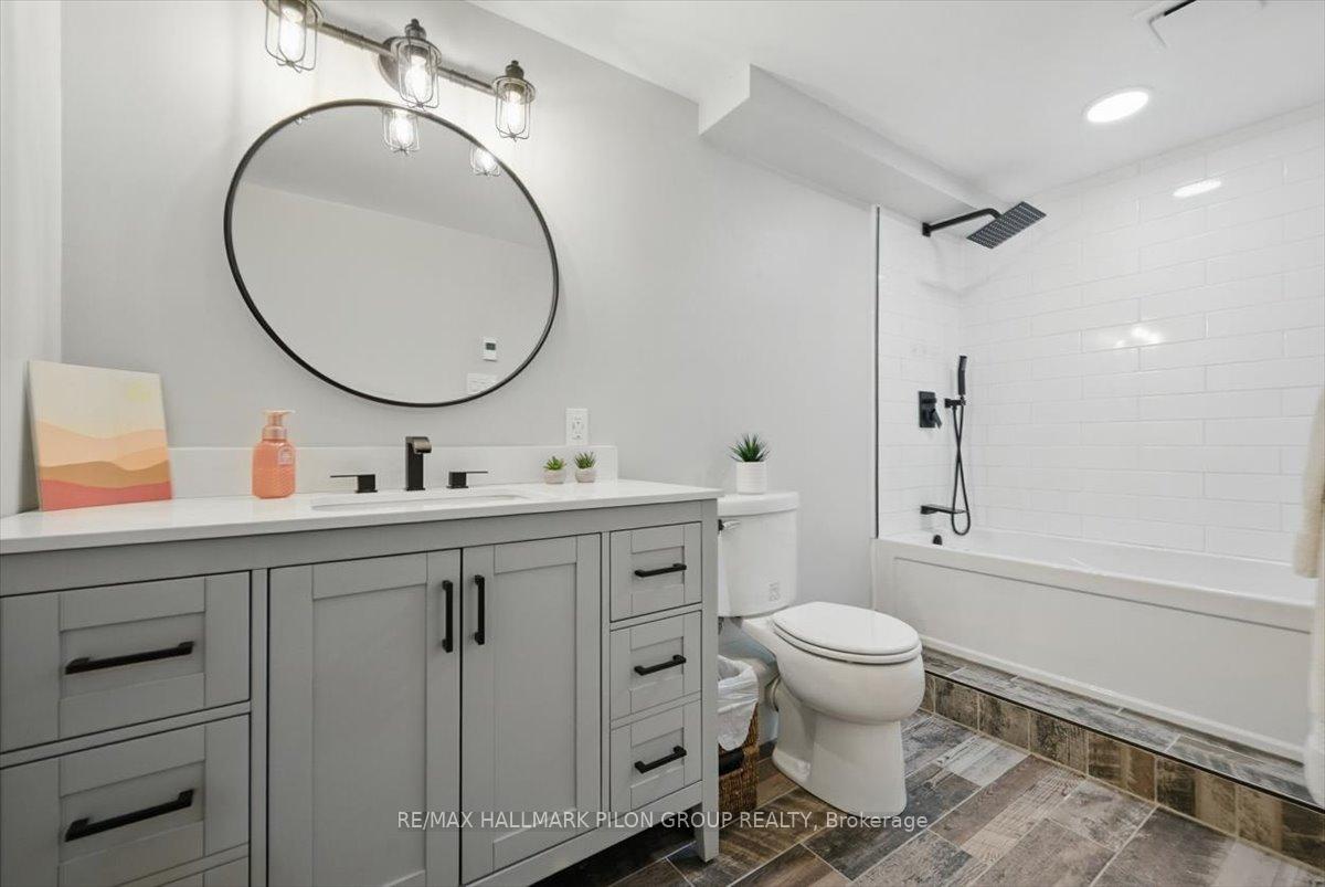 Photo 16 of 1125 Barnett Drive, Ottawa, Cumberland Village — HOMEH
