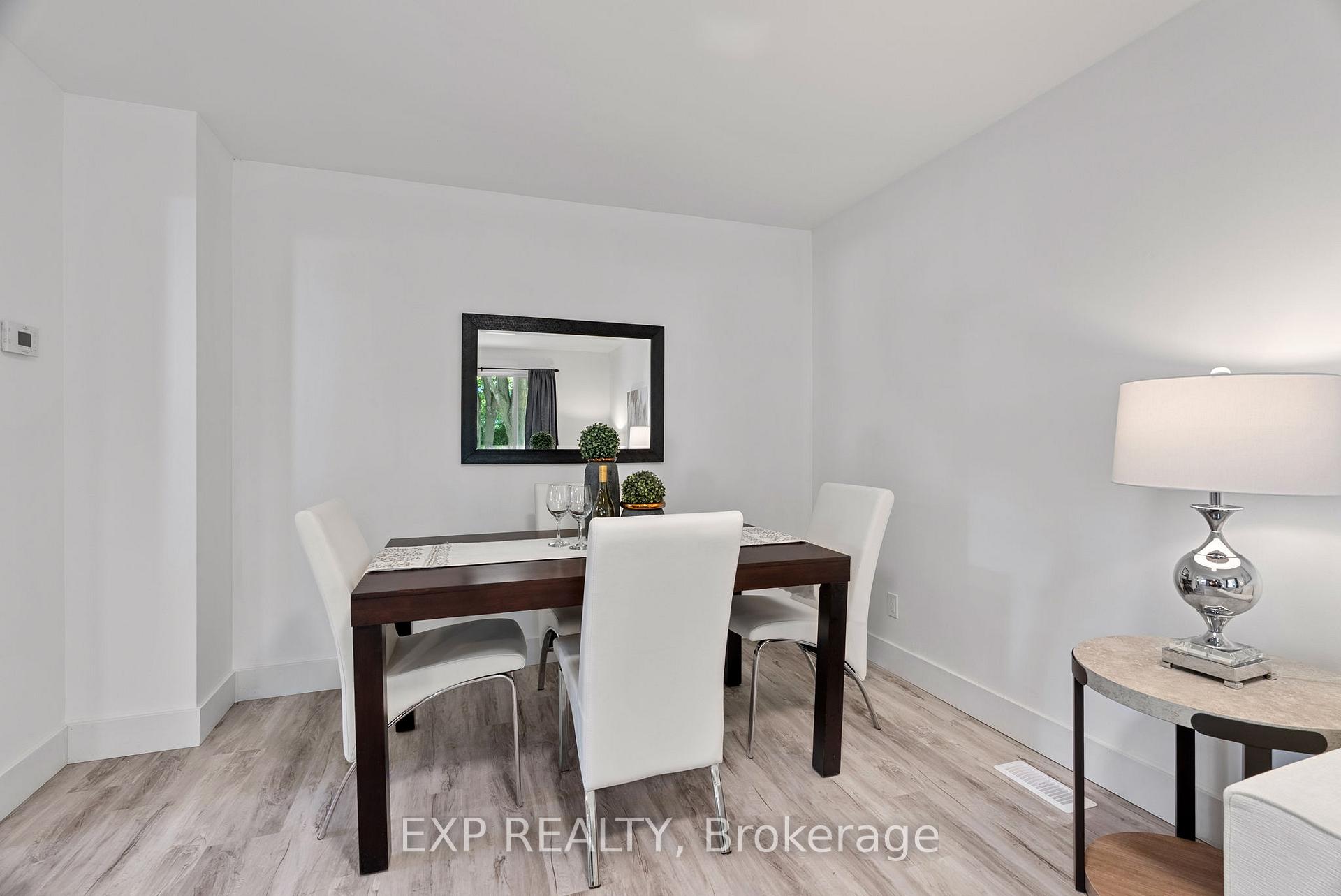 Photo 10 of 250 William Street E, North Middlesex, Parkhill — HOMEH