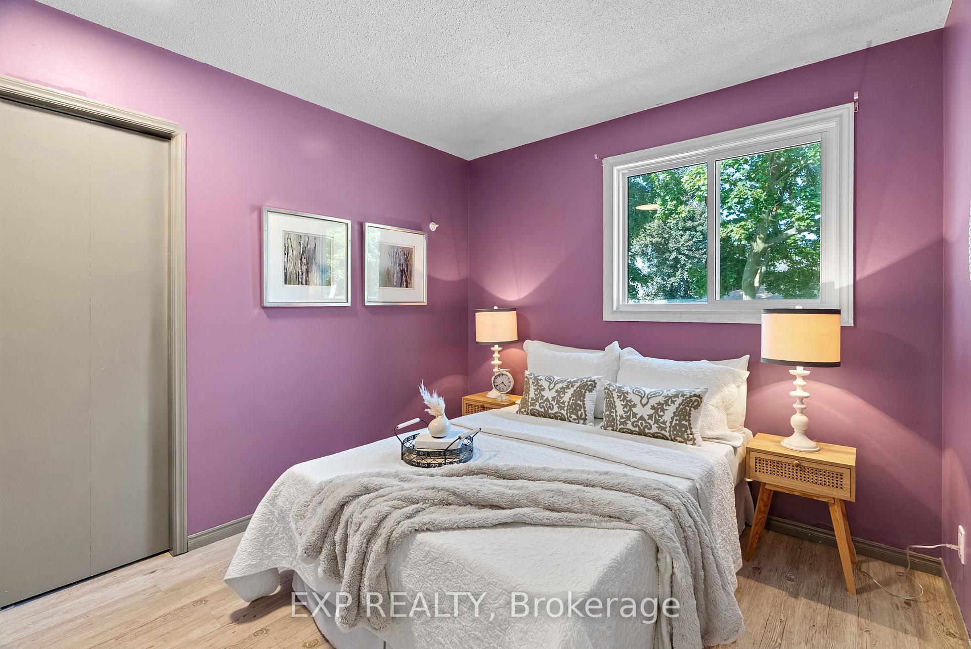 Photo 22 of 250 William Street E, North Middlesex, Parkhill — HOMEH