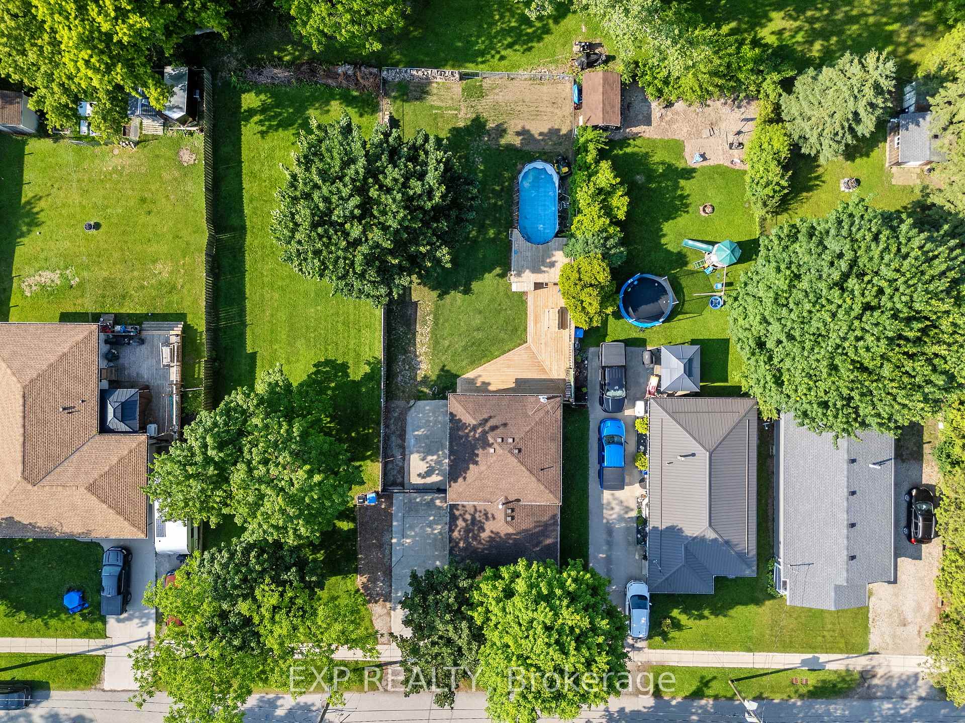 Photo 45 of 250 William Street E, North Middlesex, Parkhill — HOMEH
