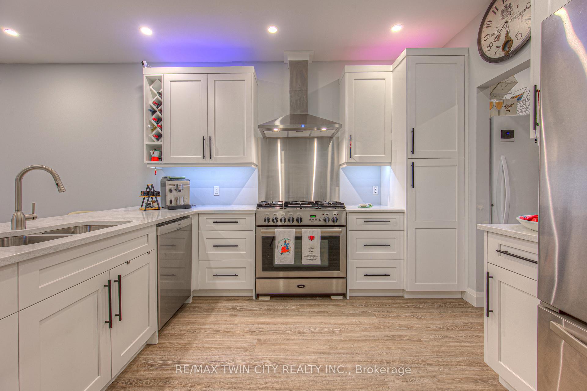 Photo 10 of Unit A, 3995 James Street, Perth East, Shakespeare — HOMEH