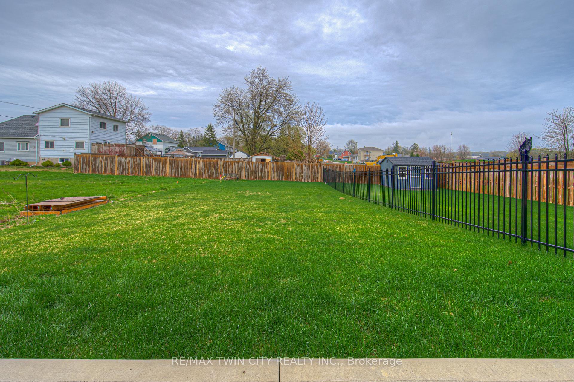 Photo 38 of Unit A, 3995 James Street, Perth East, Shakespeare — HOMEH