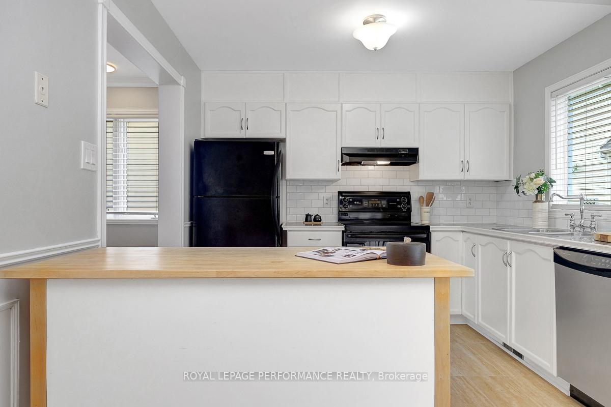 Photo 15 of 653A Carsons Road, Ottawa, Carson Meadows — HOMEH