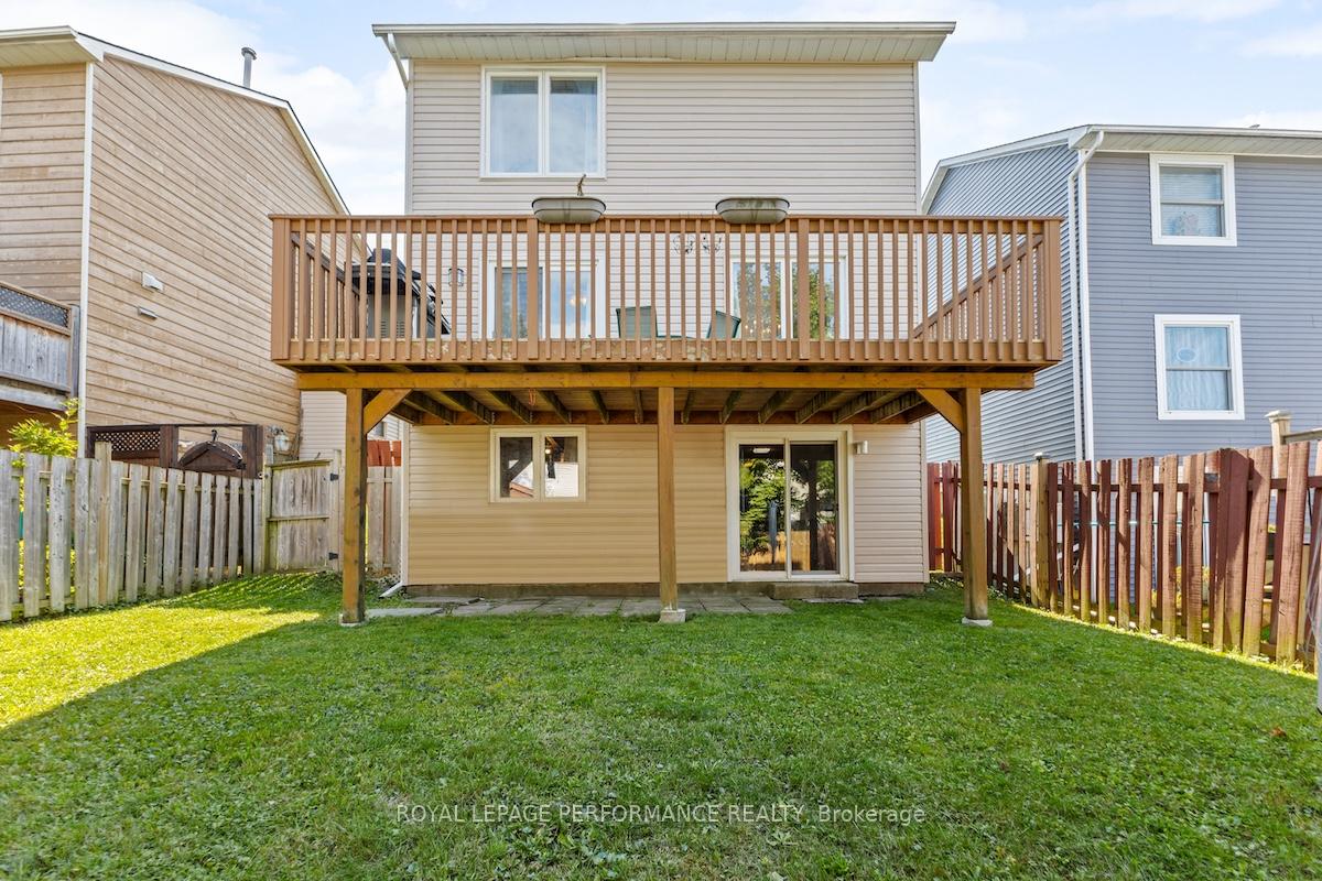 Photo 31 of 1936 Longman Crescent, Ottawa, Chateauneuf — HOMEH