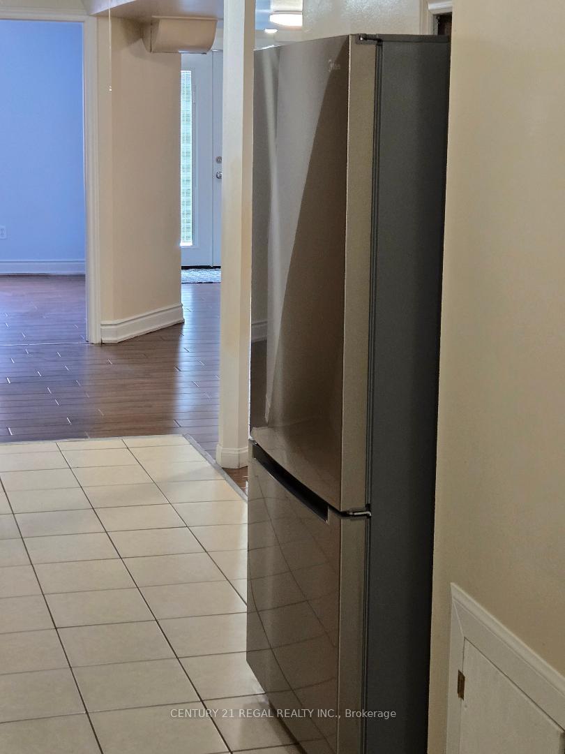 Photo 7 of 54 Lahore Crescent, Markham, Cedarwood — HOMEH