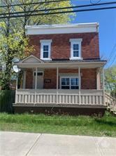 Front of 713 St Laurent Boulevard