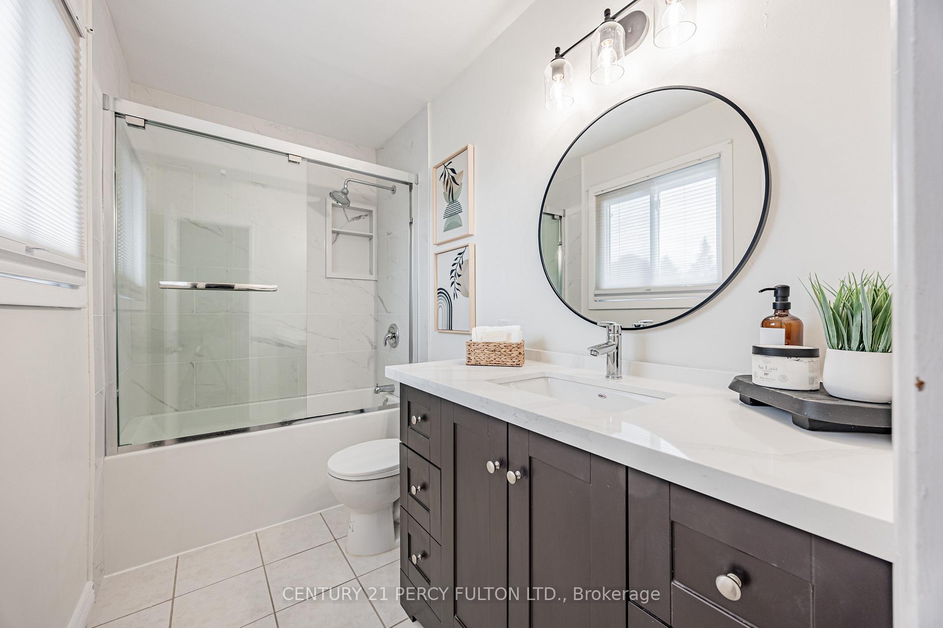 Photo 18 of 904 Somerville Street, Oshawa, Centennial — HOMEH