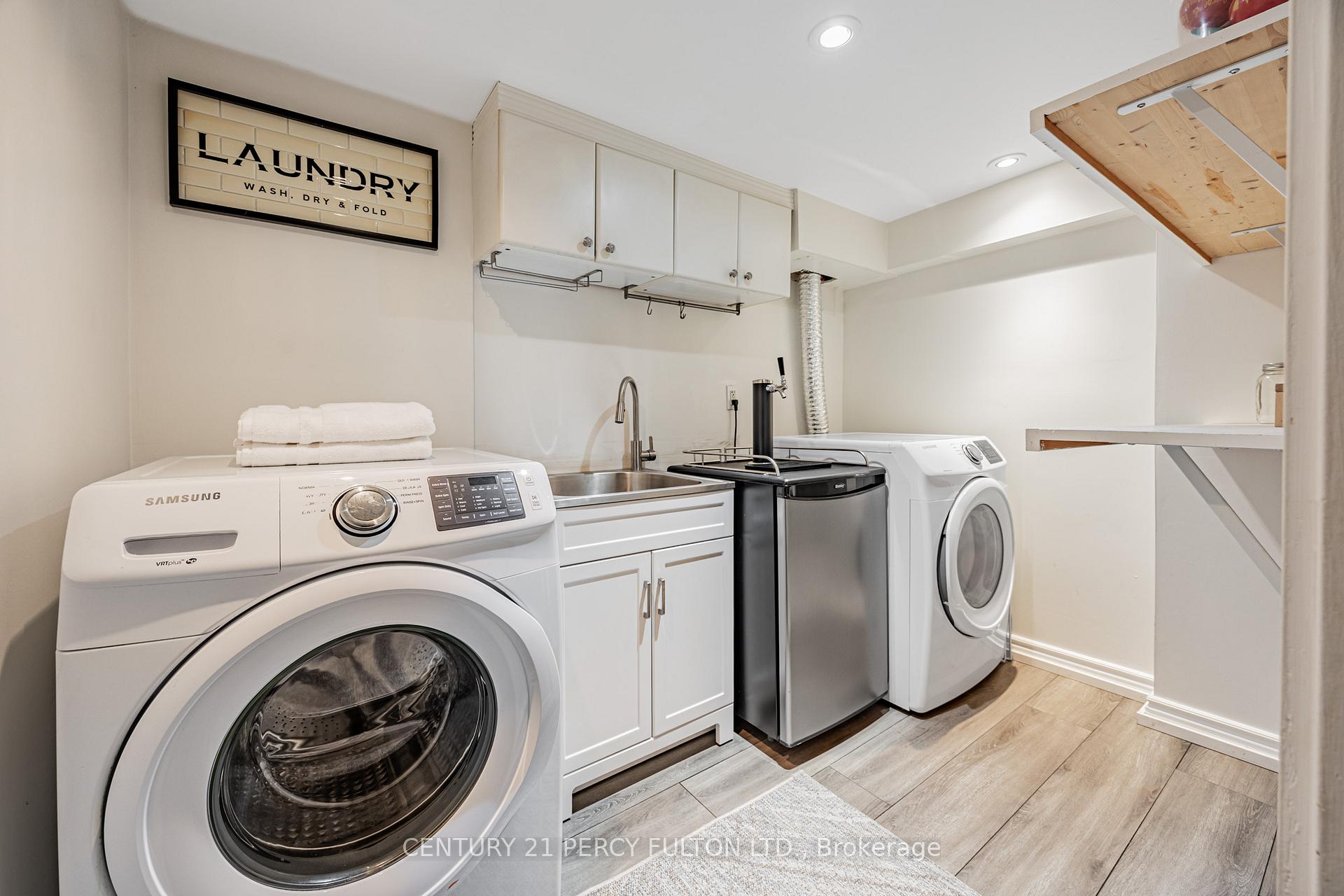 Photo 23 of 904 Somerville Street, Oshawa, Centennial — HOMEH