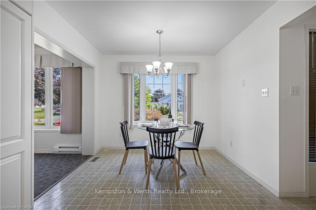 Photo 9 of 790 Lavery Street, North Perth, Listowel — HOMEH