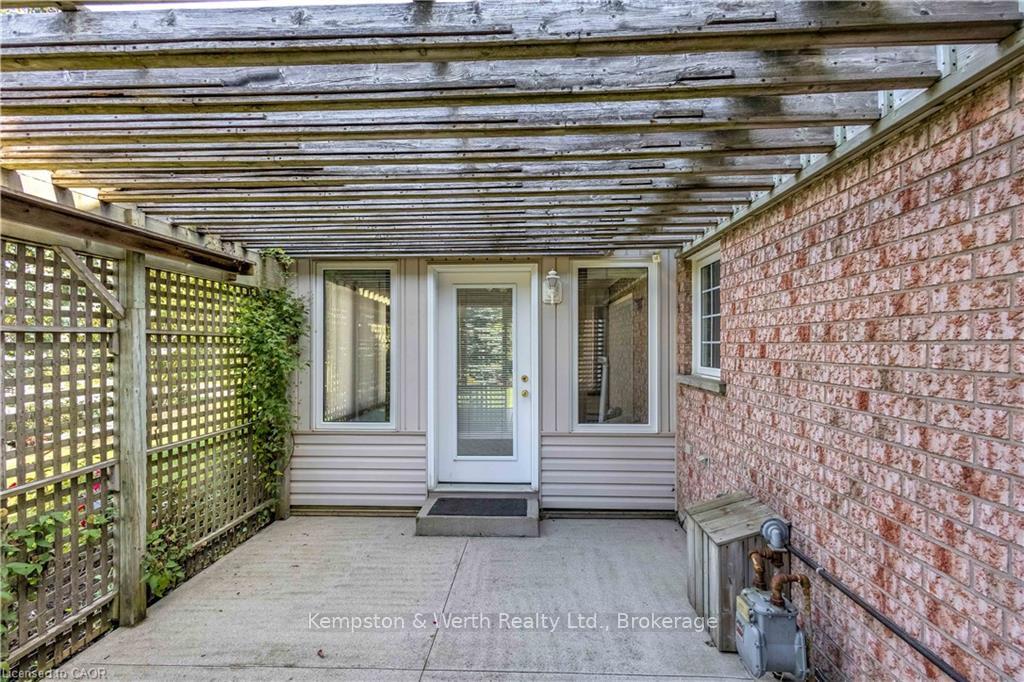 Photo 38 of 790 Lavery Street, North Perth, Listowel — HOMEH