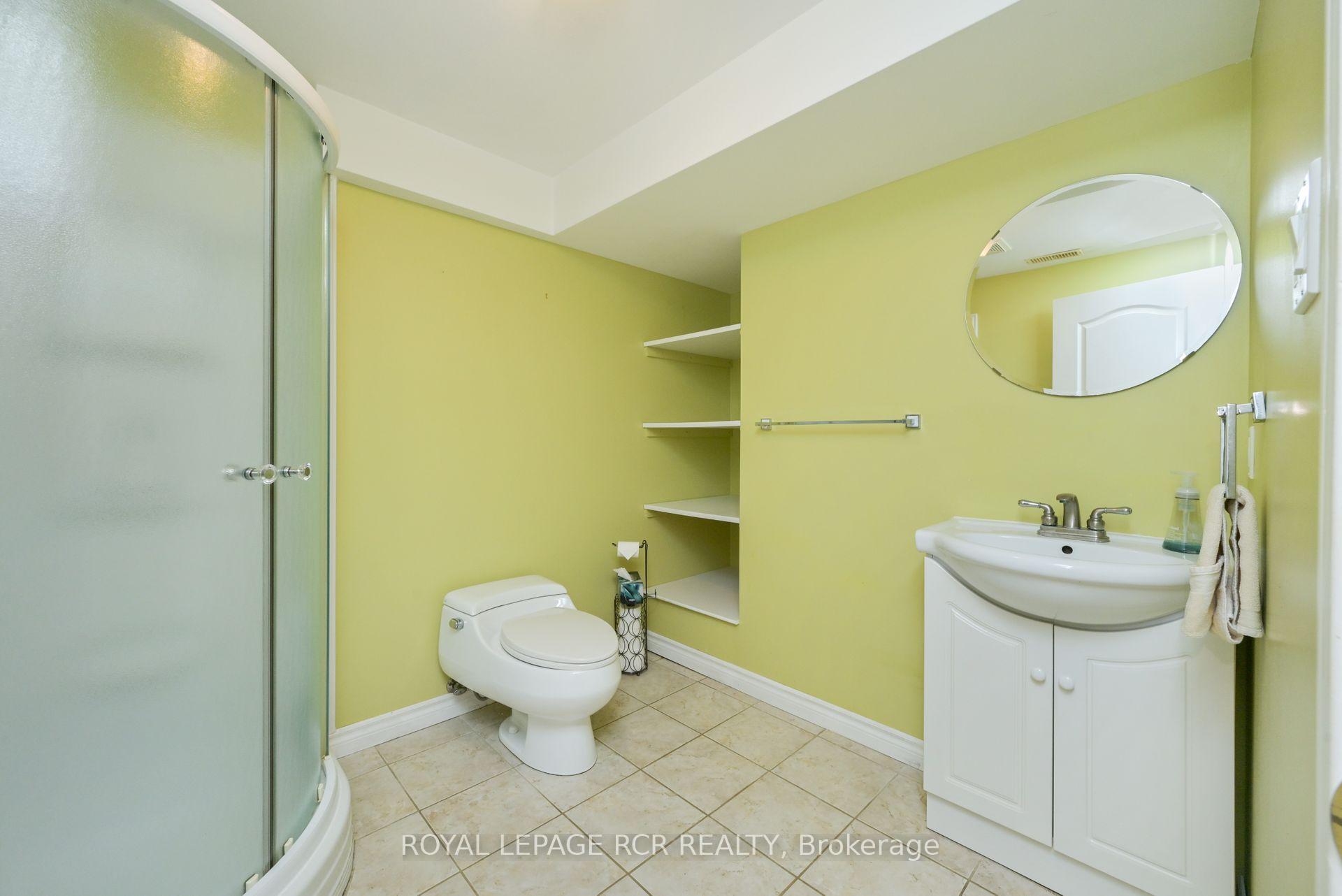 Photo 11 of 26 Benjamin Crescent, Orangeville — HOMEH