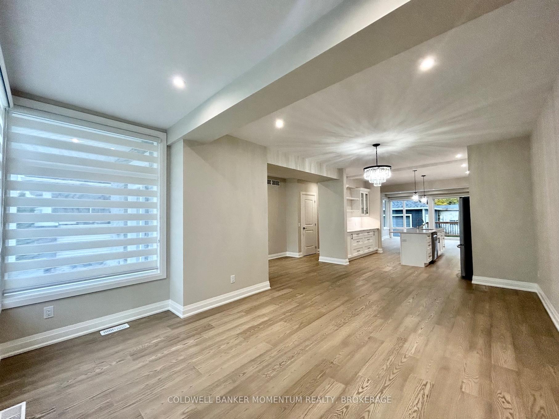 Photo 6 of Unit Upper, 5103 Bridge Street, Niagara Falls, Downtown — HOMEH