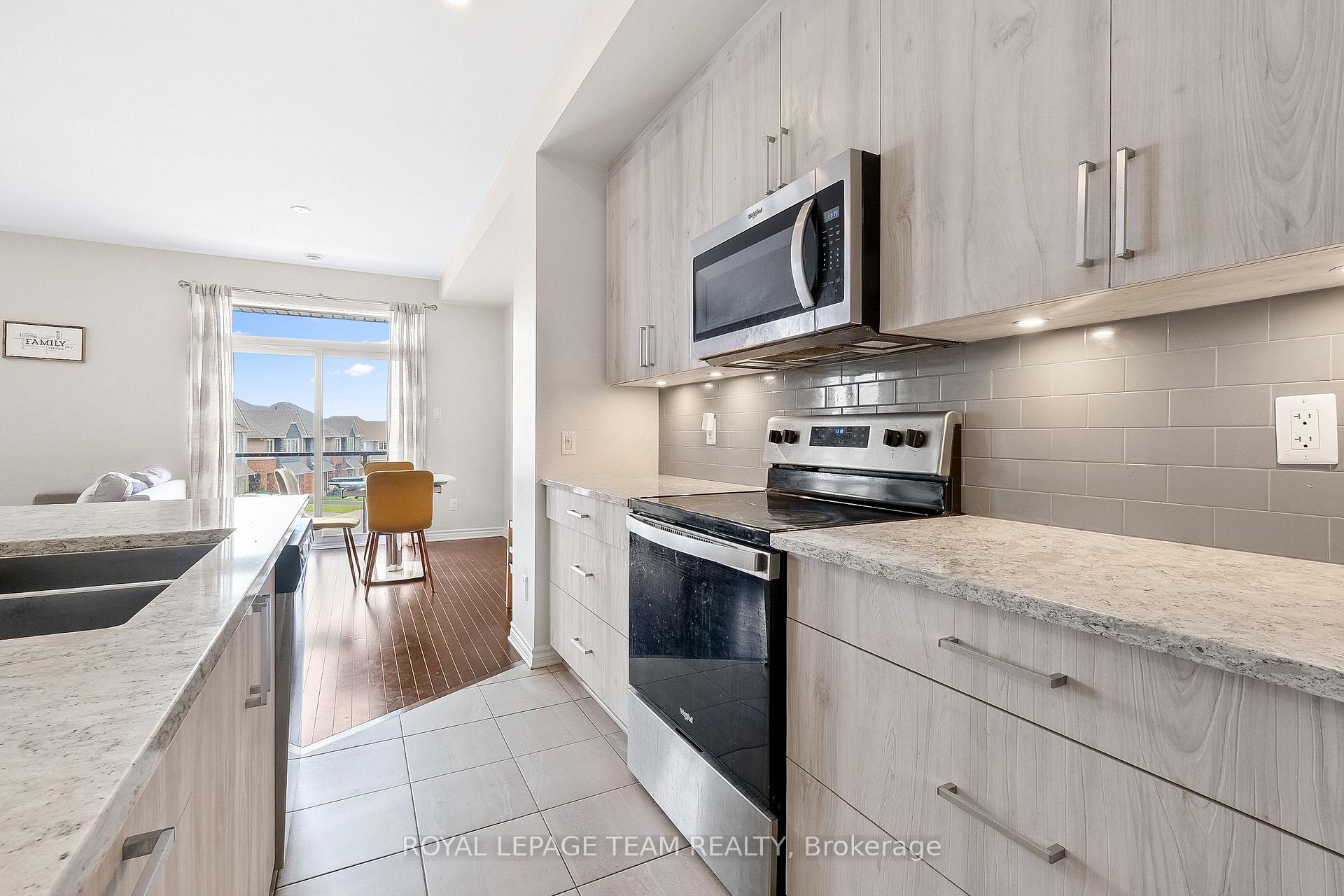 Photo 10 of 615 Cartographe Street, Ottawa, Camelot — HOMEH