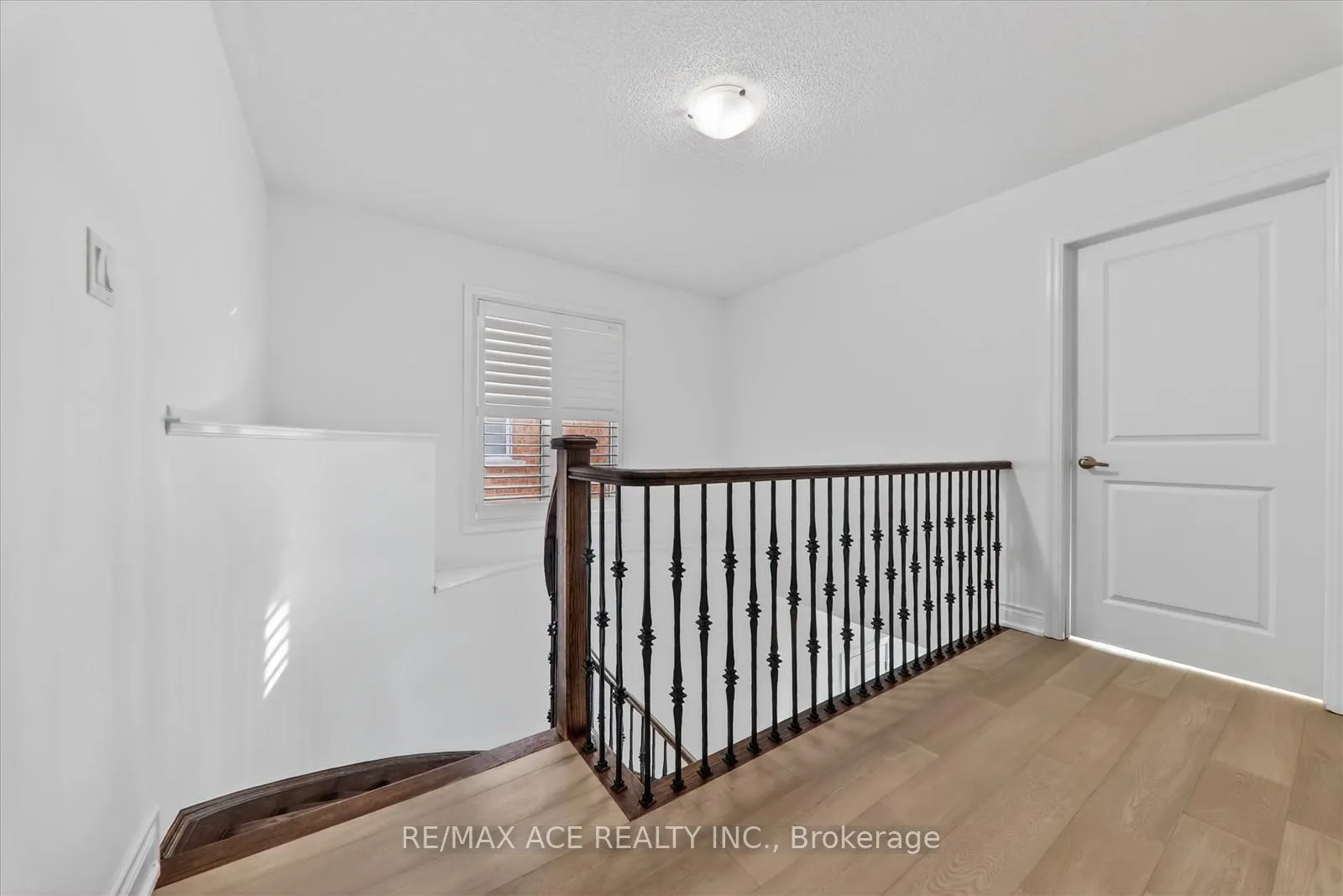 Photo 28 of Unit Main, 2525 Bridle Road N, Oshawa, Windfields — HOMEH