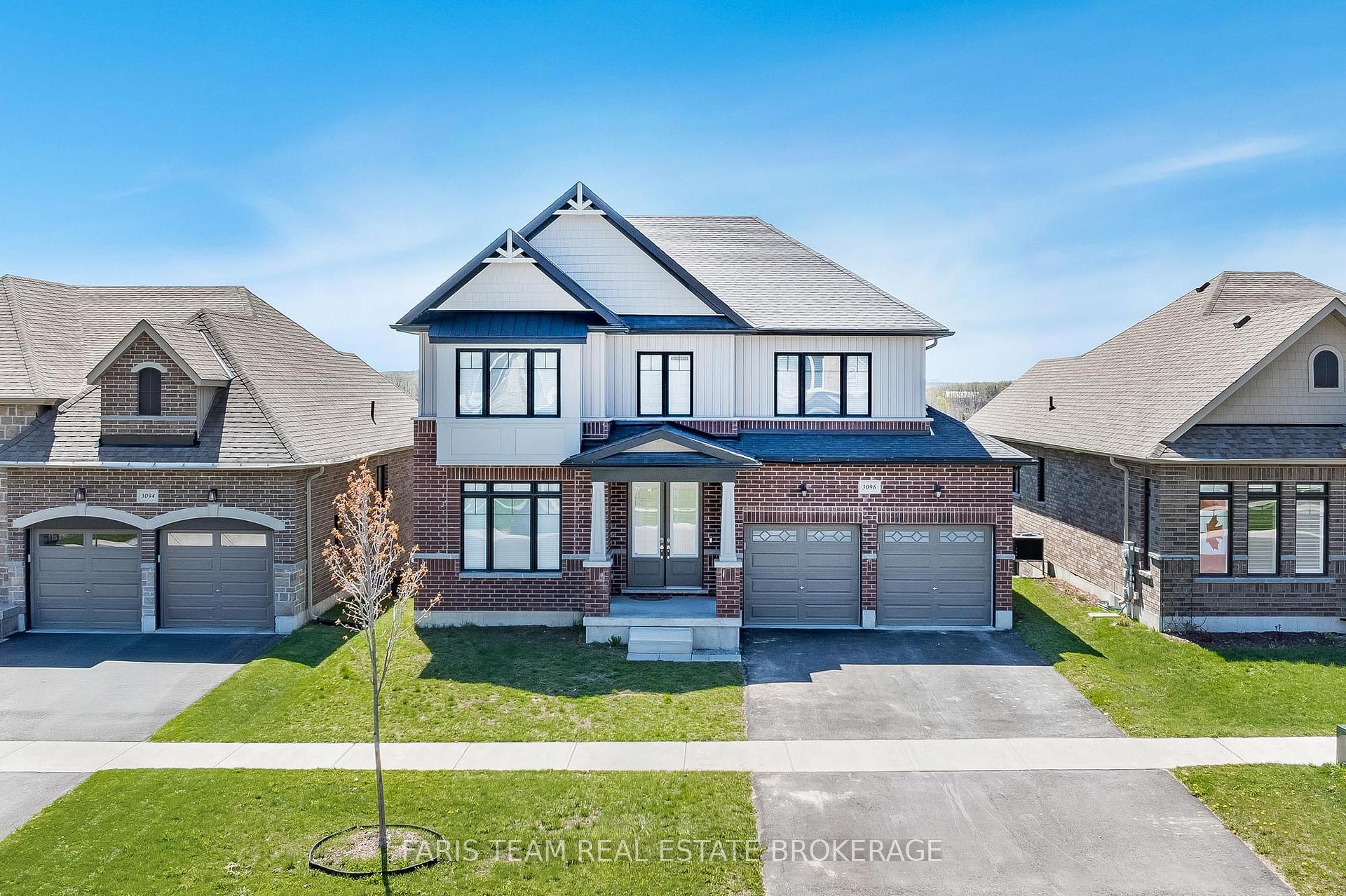 Photo 1 of 3096 Orion Boulevard, Orillia — HOMEH