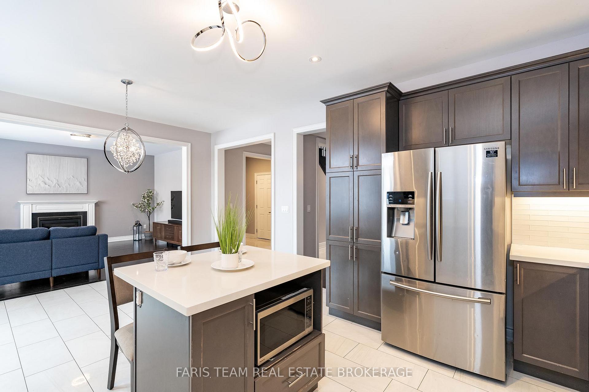 Photo 3 of 3096 Orion Boulevard, Orillia — HOMEH
