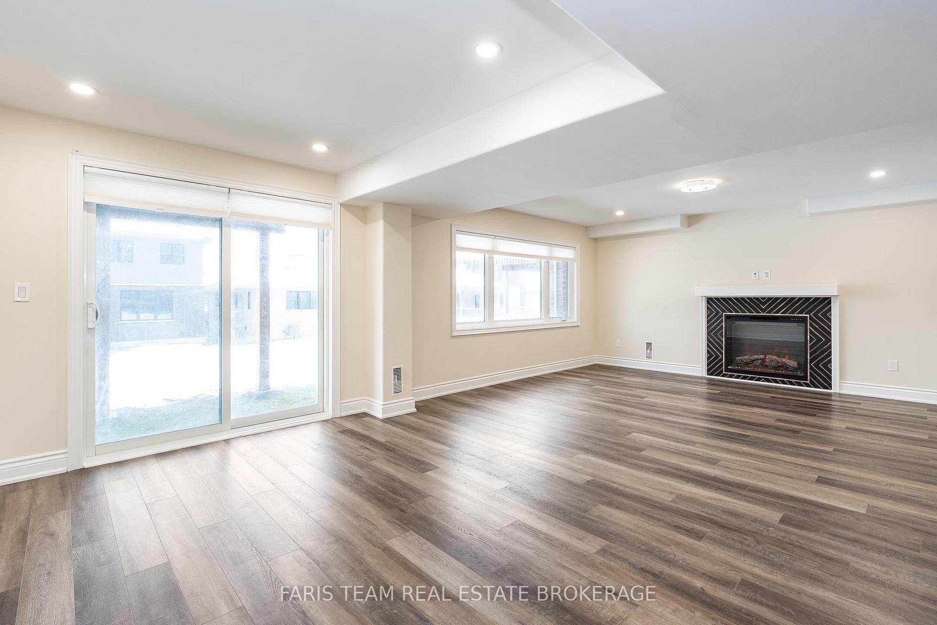 Photo 19 of 3096 Orion Boulevard, Orillia — HOMEH