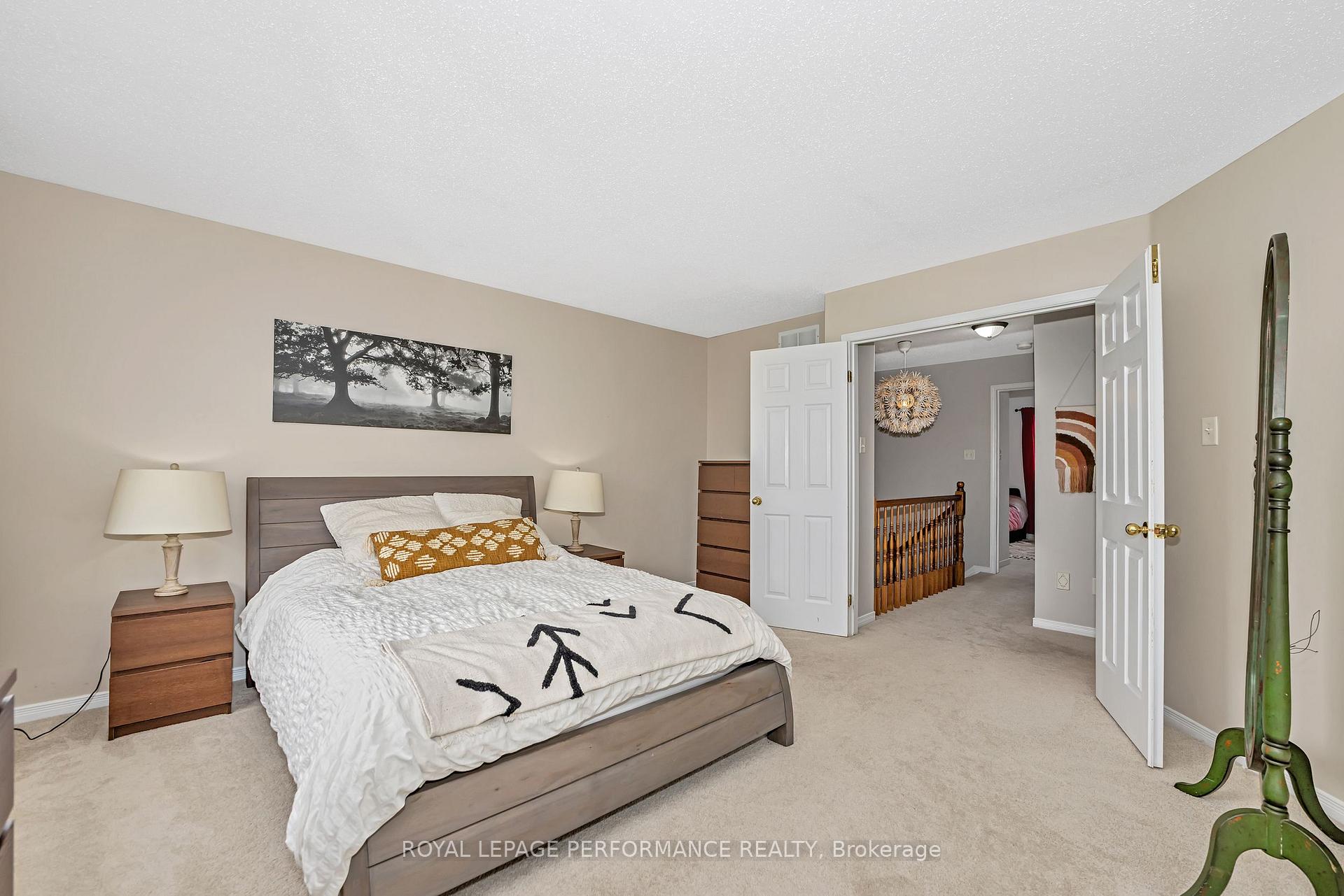 Photo 17 of 40 Carwood Circle, Ottawa, Carson Meadows — HOMEH