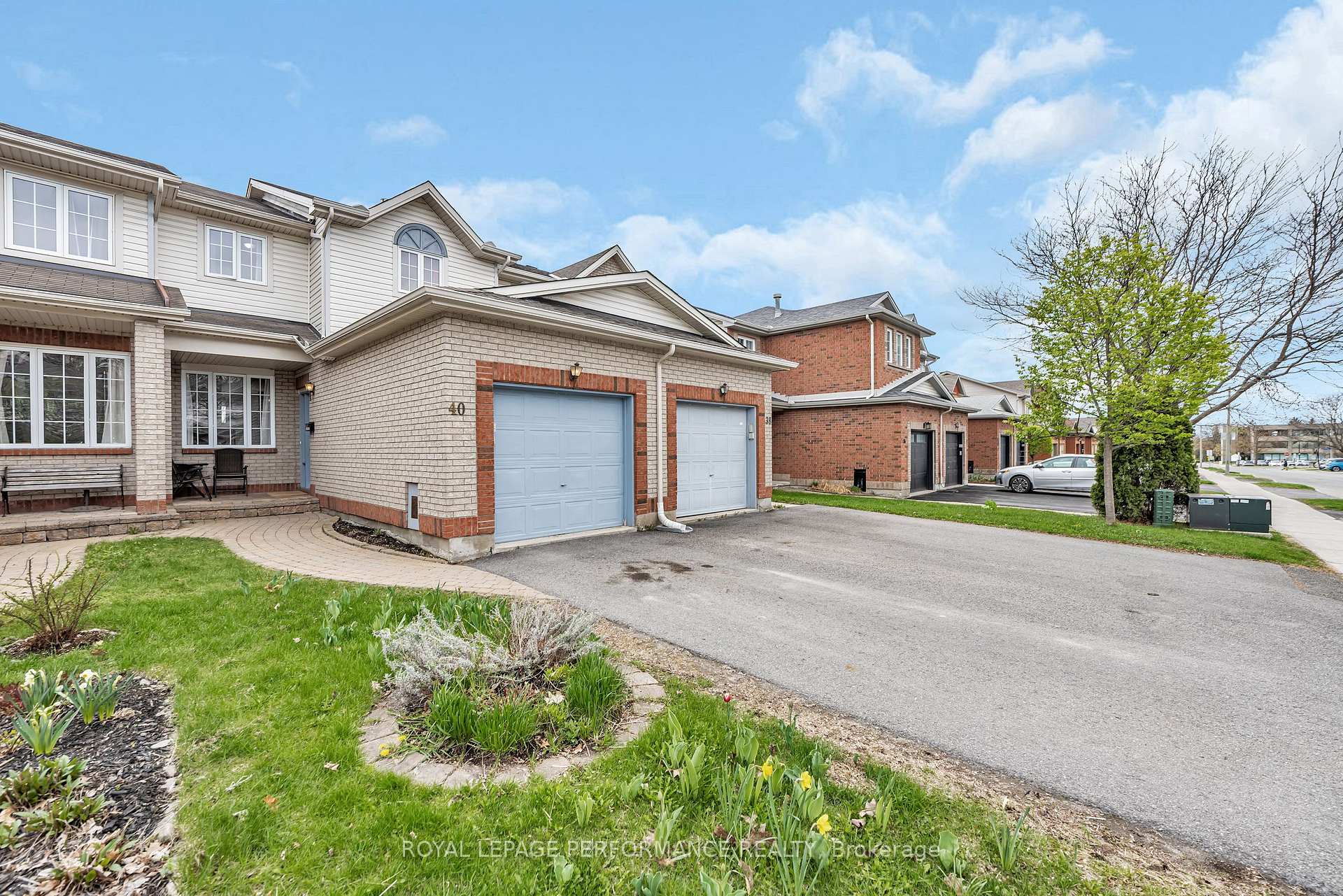 Photo 38 of 40 Carwood Circle, Ottawa, Carson Meadows — HOMEH
