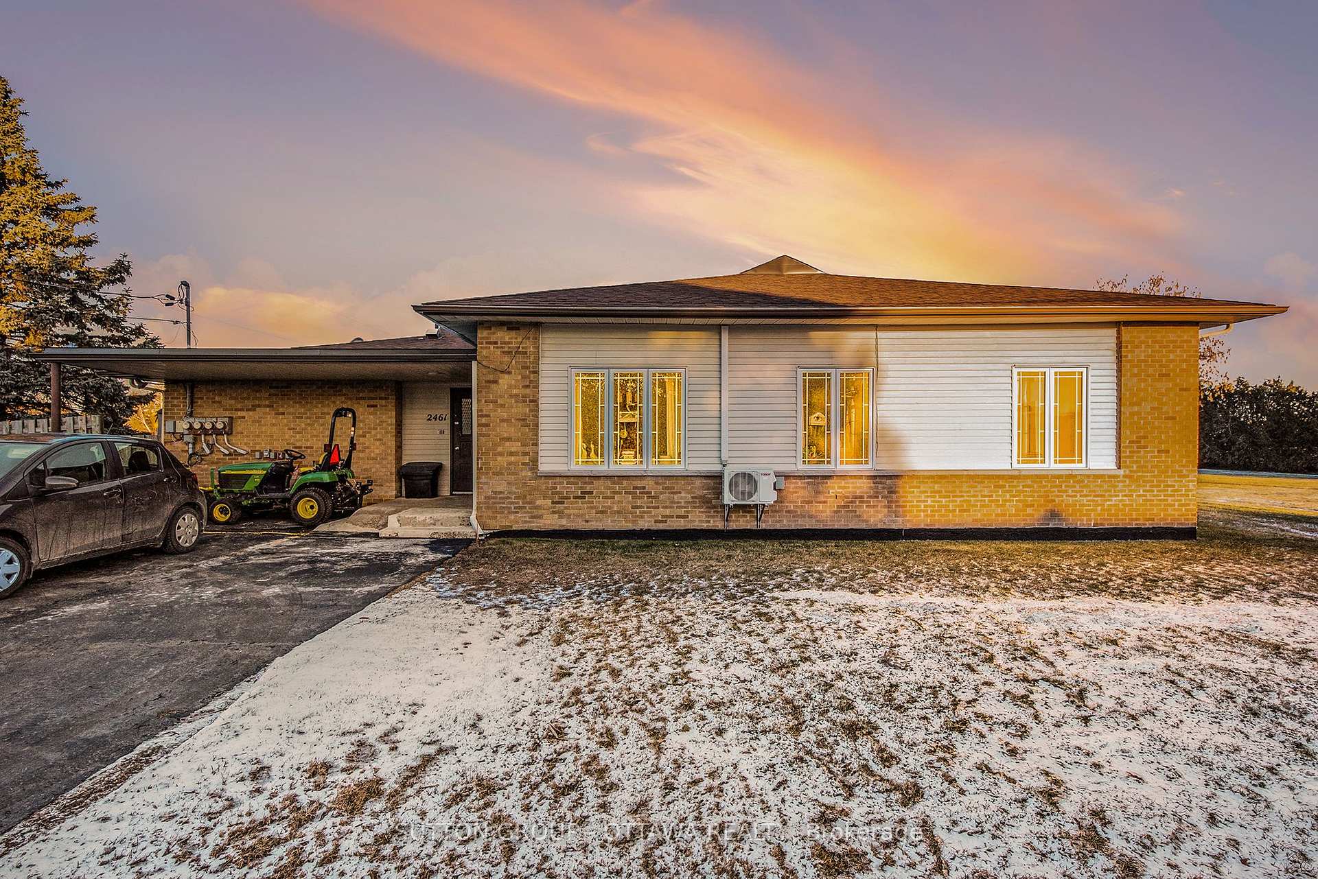 Front of Unit 2, 2461 Dunning Road