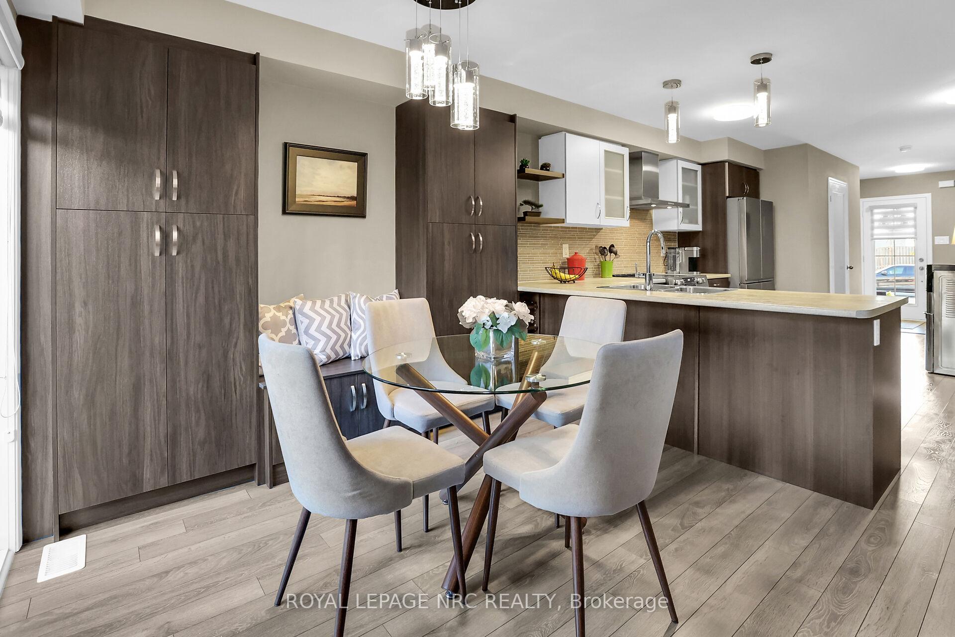 Photo 11 of 8681 Dogwood Crescent, Niagara Falls, Brown — HOMEH