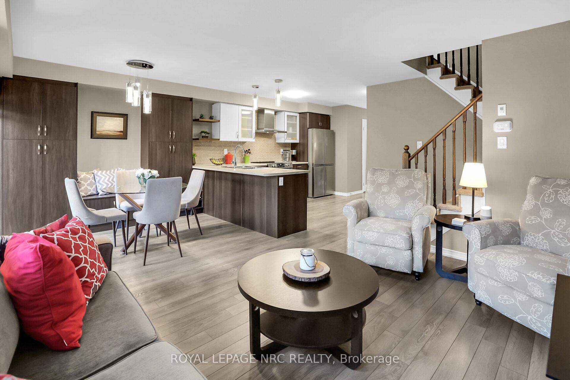 Photo 16 of 8681 Dogwood Crescent, Niagara Falls, Brown — HOMEH