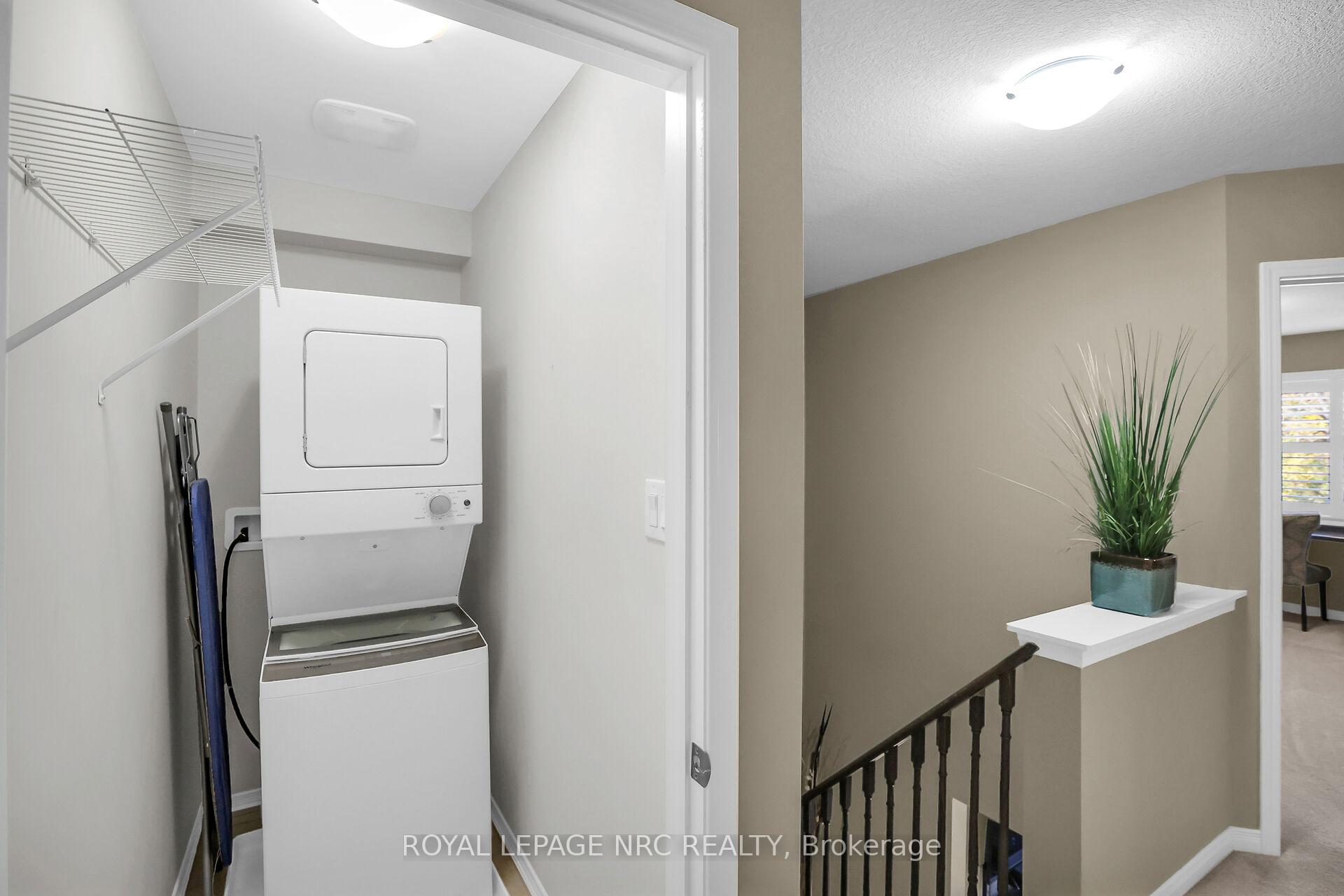 Photo 28 of 8681 Dogwood Crescent, Niagara Falls, Brown — HOMEH
