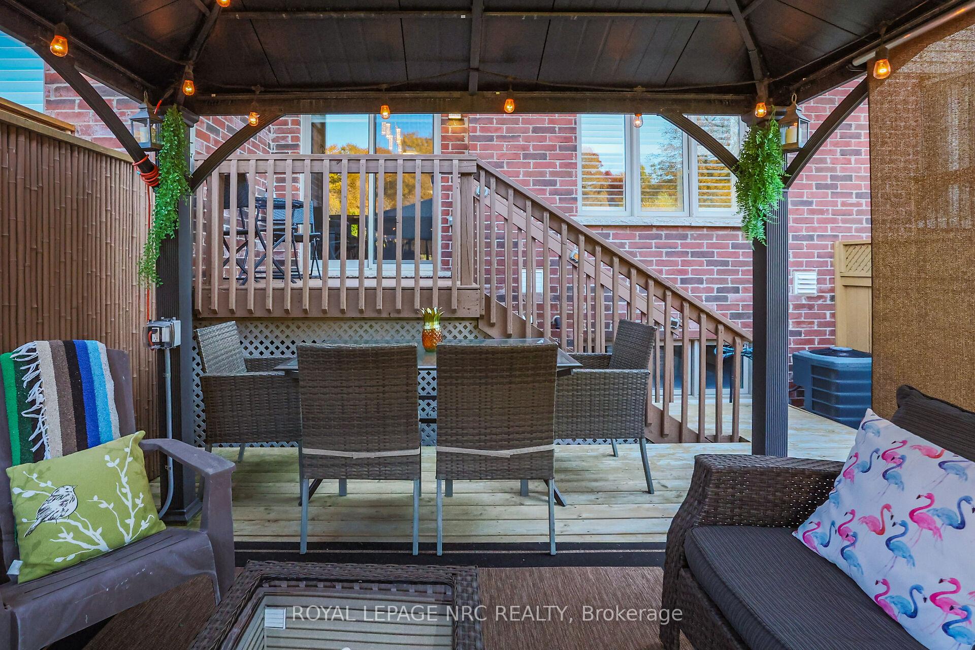 Photo 30 of 8681 Dogwood Crescent, Niagara Falls, Brown — HOMEH
