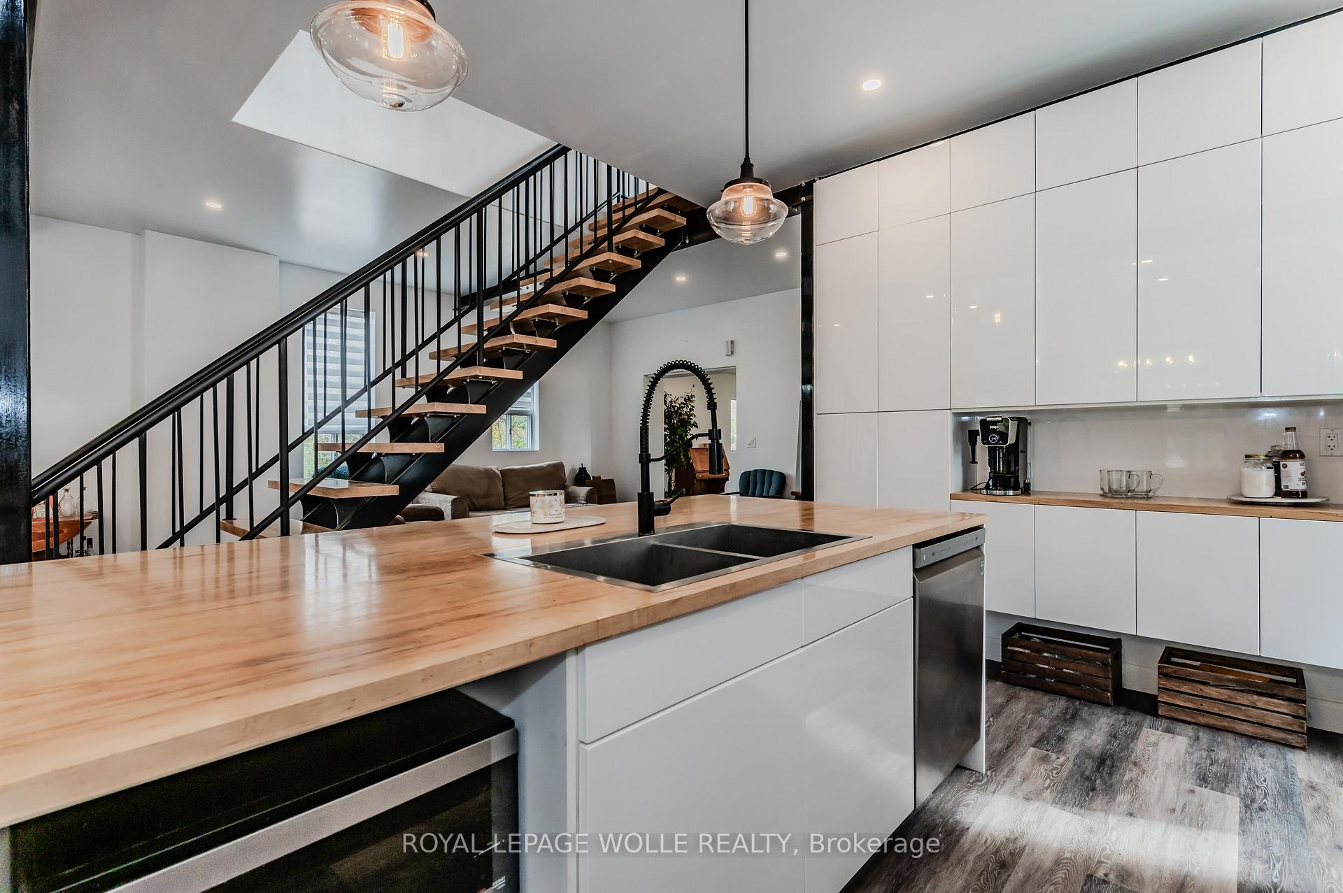 Photo 15 of 335 Leopold St Street, North Huron, Wingham — HOMEH