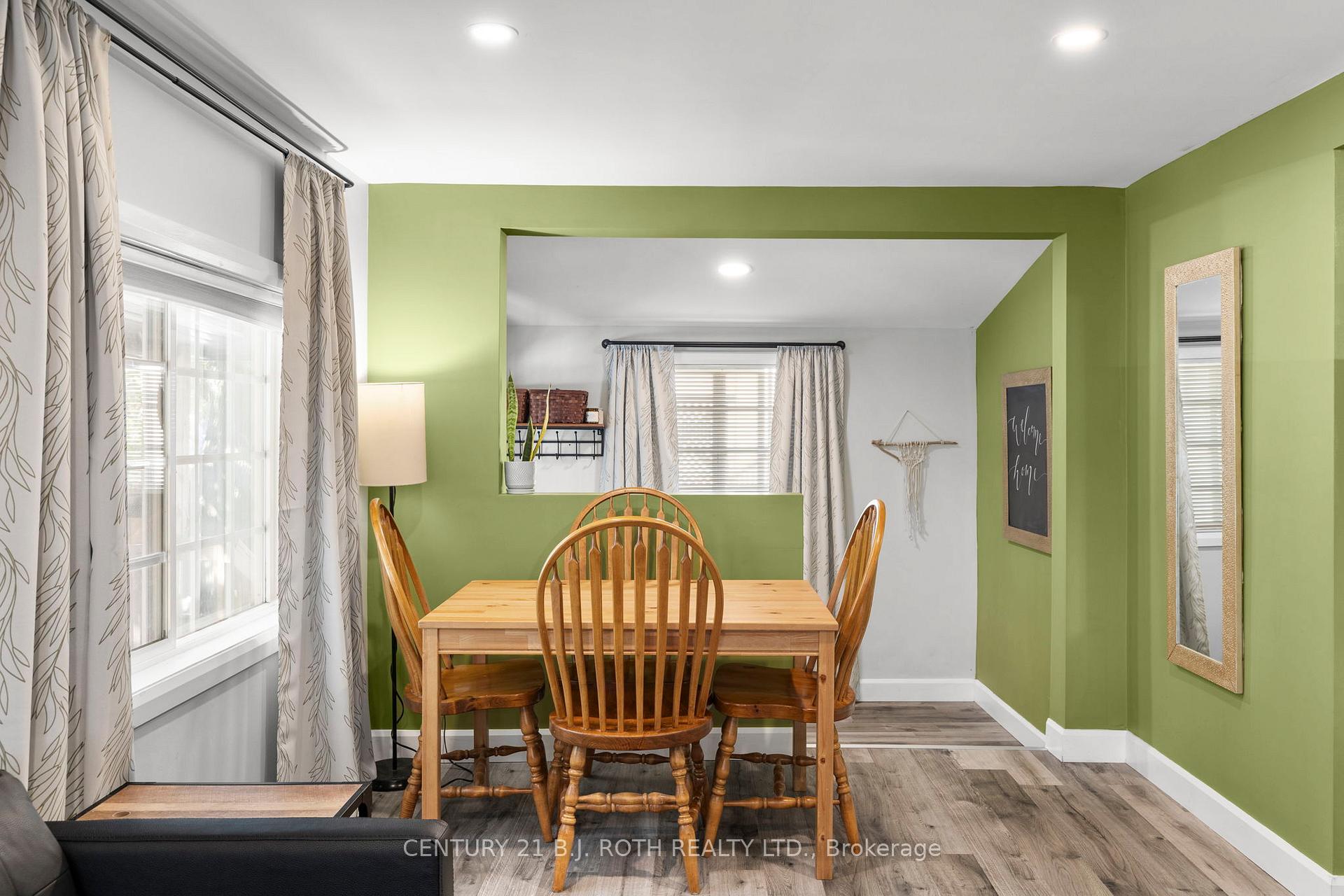 Photo 3 of 87 Victoria Street, Orillia — HOMEH