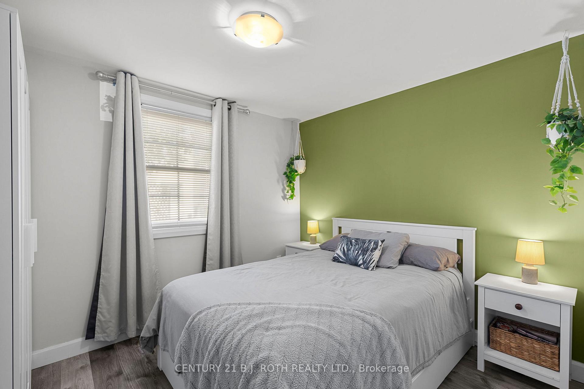 Photo 12 of 87 Victoria Street, Orillia — HOMEH