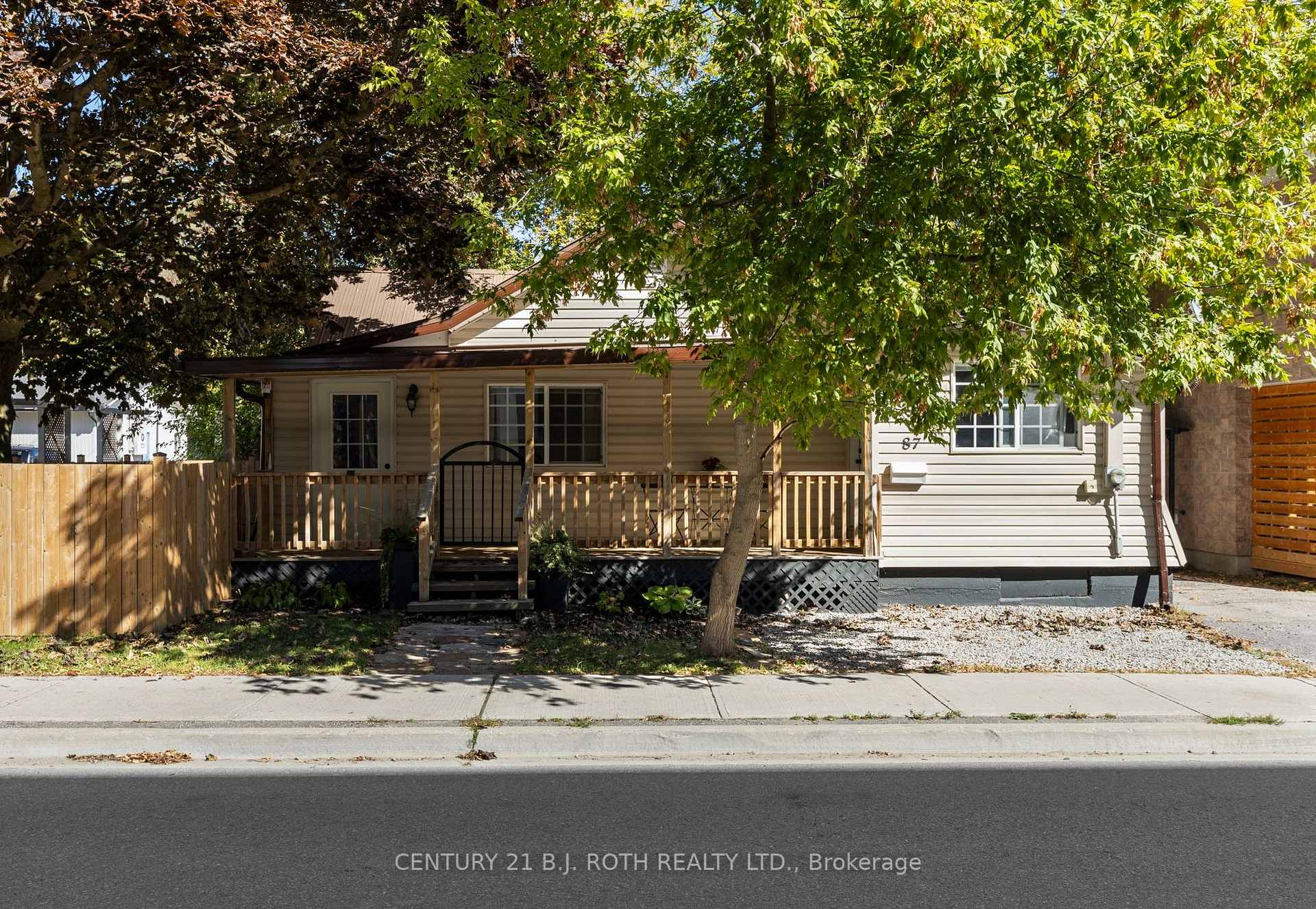 Photo 23 of 87 Victoria Street, Orillia — HOMEH