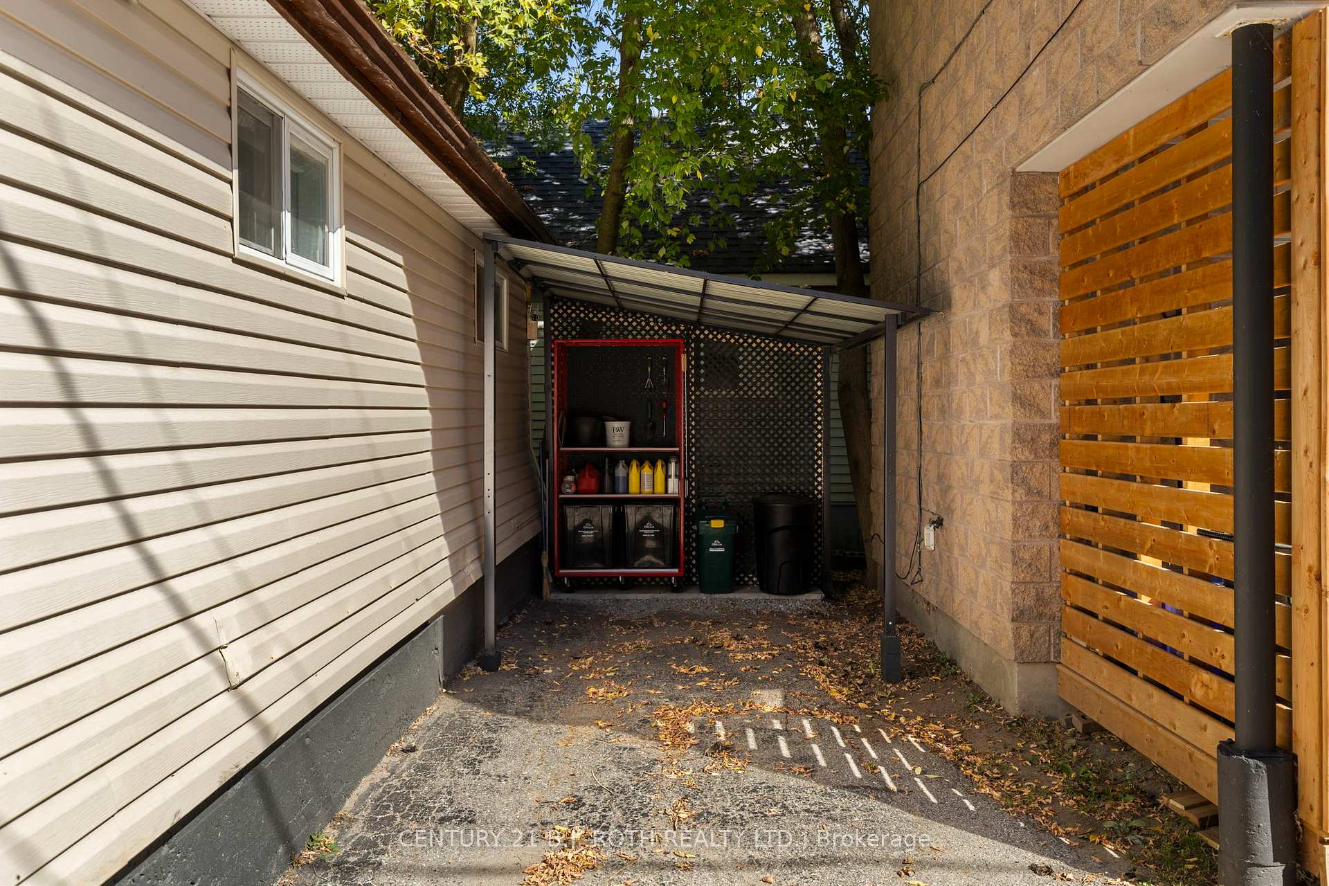 Photo 25 of 87 Victoria Street, Orillia — HOMEH