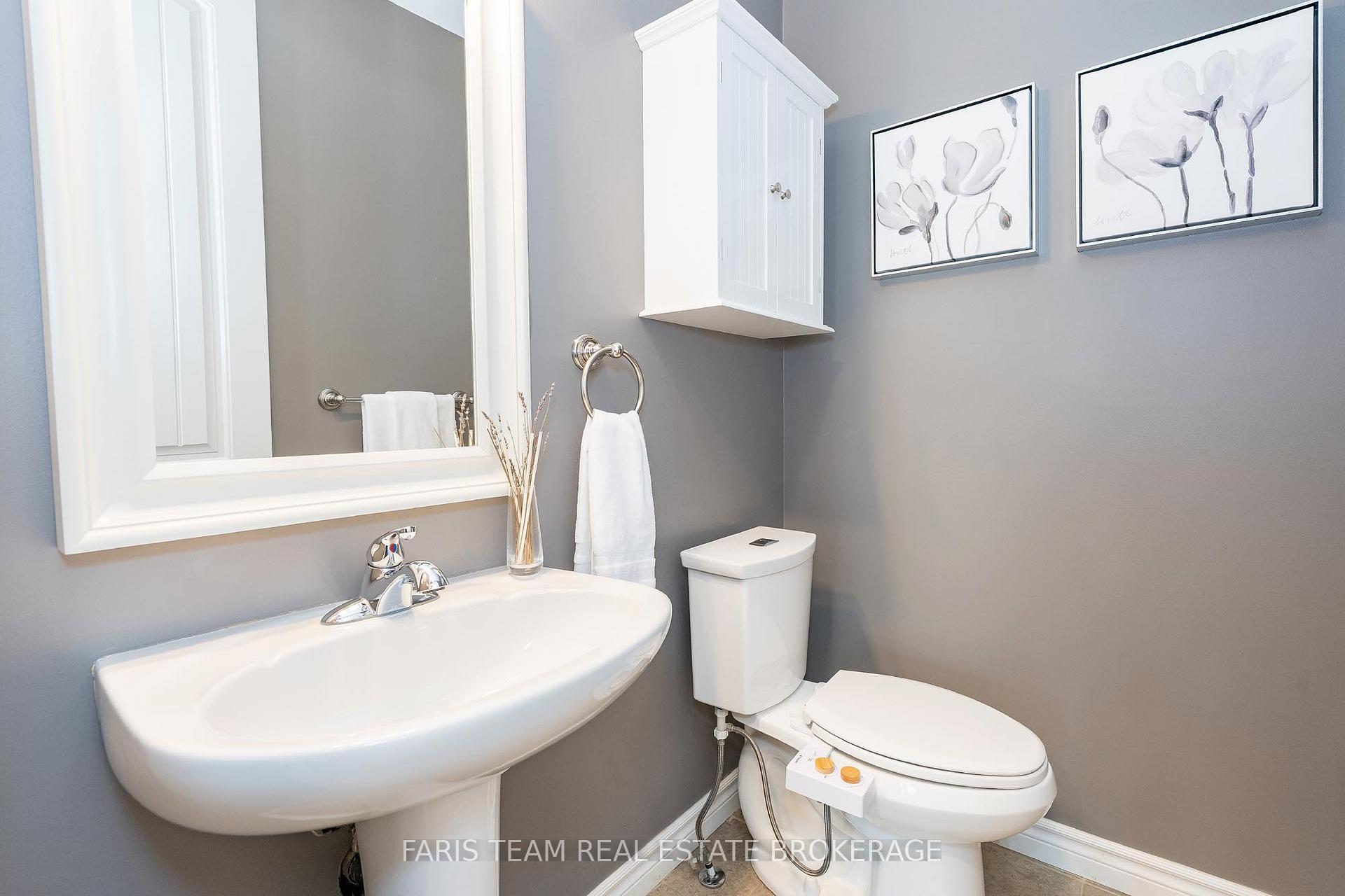 Photo 13 of 38 Paddison Place, New Tecumseth, Alliston — HOMEH
