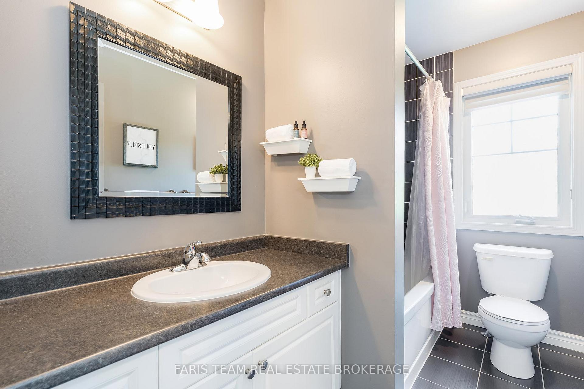 Photo 19 of 38 Paddison Place, New Tecumseth, Alliston — HOMEH