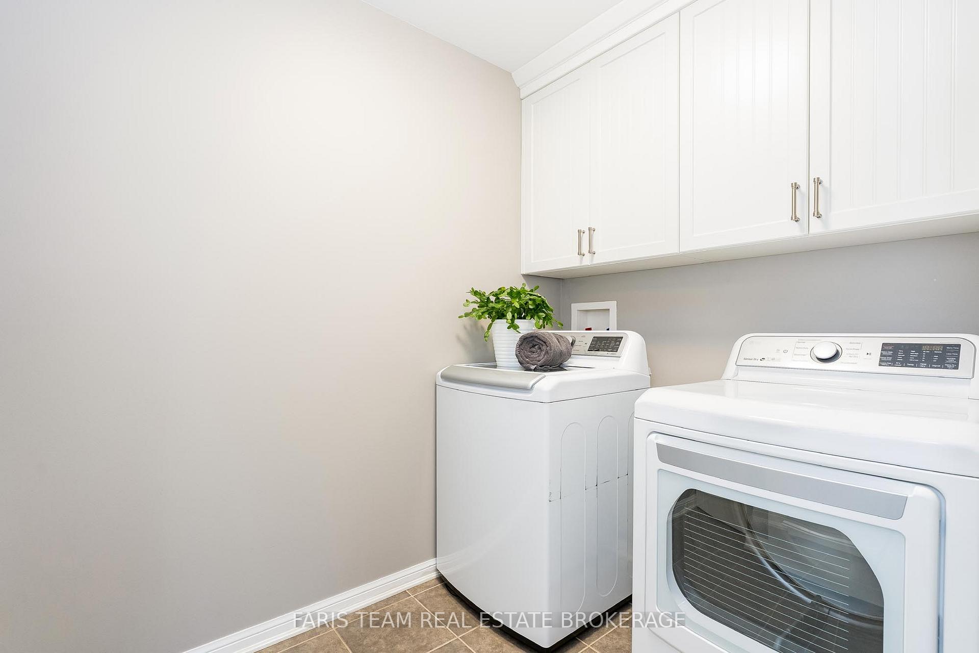 Photo 20 of 38 Paddison Place, New Tecumseth, Alliston — HOMEH